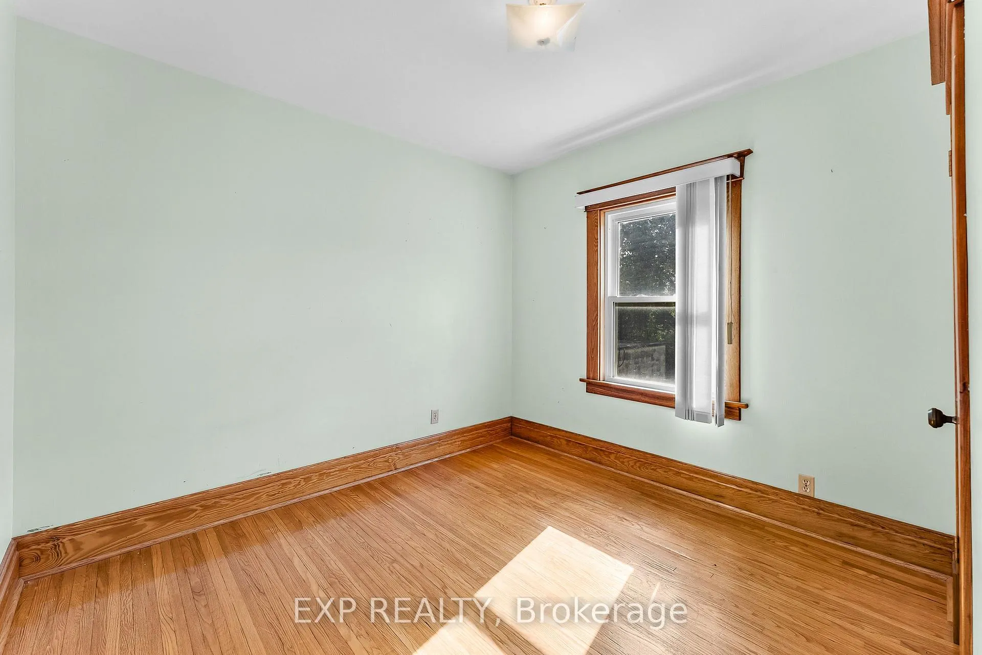 Photo 22 of 5132 Morrison Street, Niagara Falls, Cherrywood — HOMEH