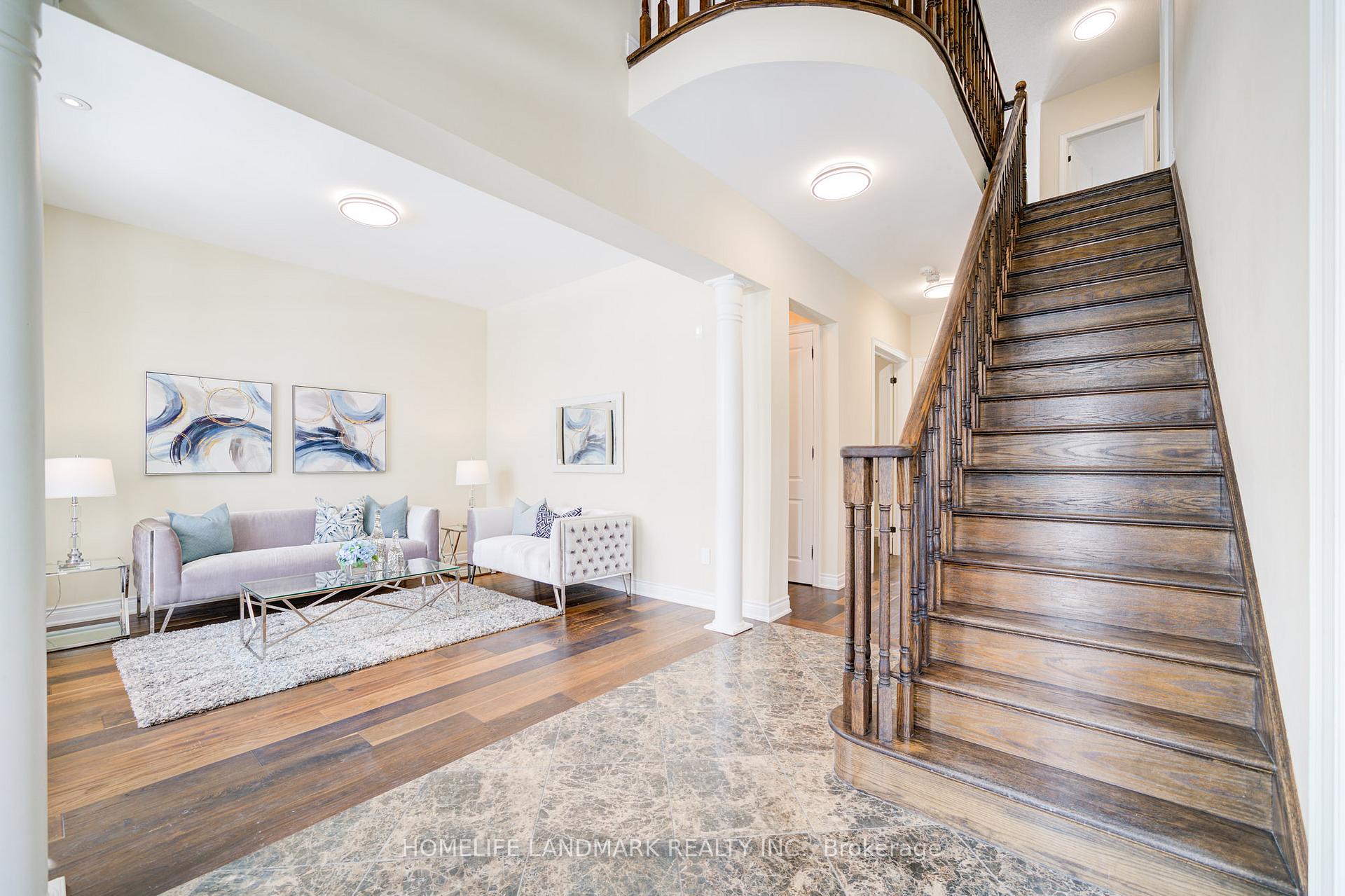 Photo 4 of 8 Tralee Court, Markham, Angus Glen — HOMEH