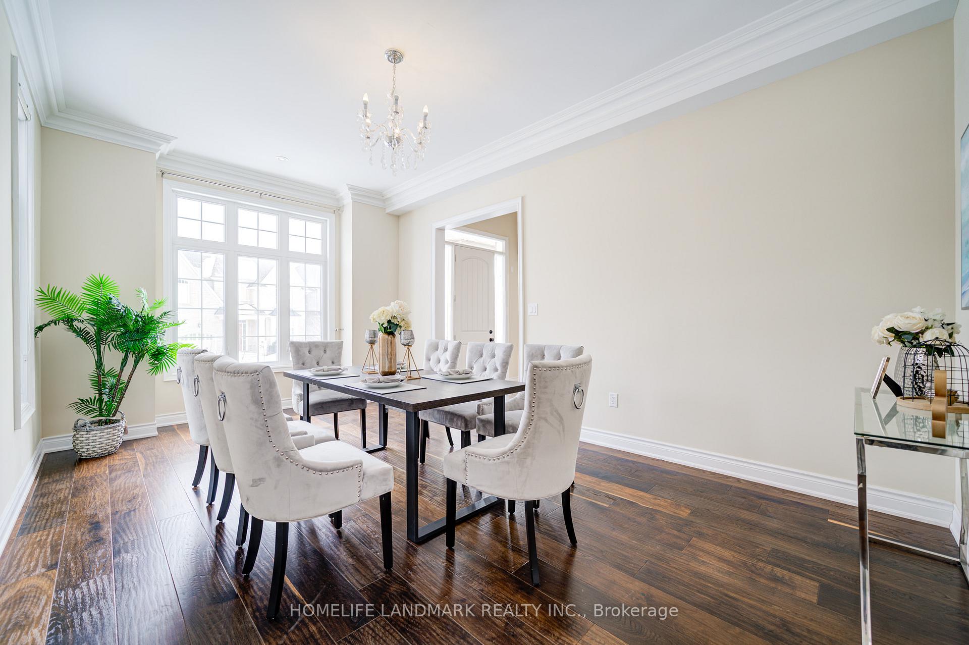 Photo 9 of 8 Tralee Court, Markham, Angus Glen — HOMEH