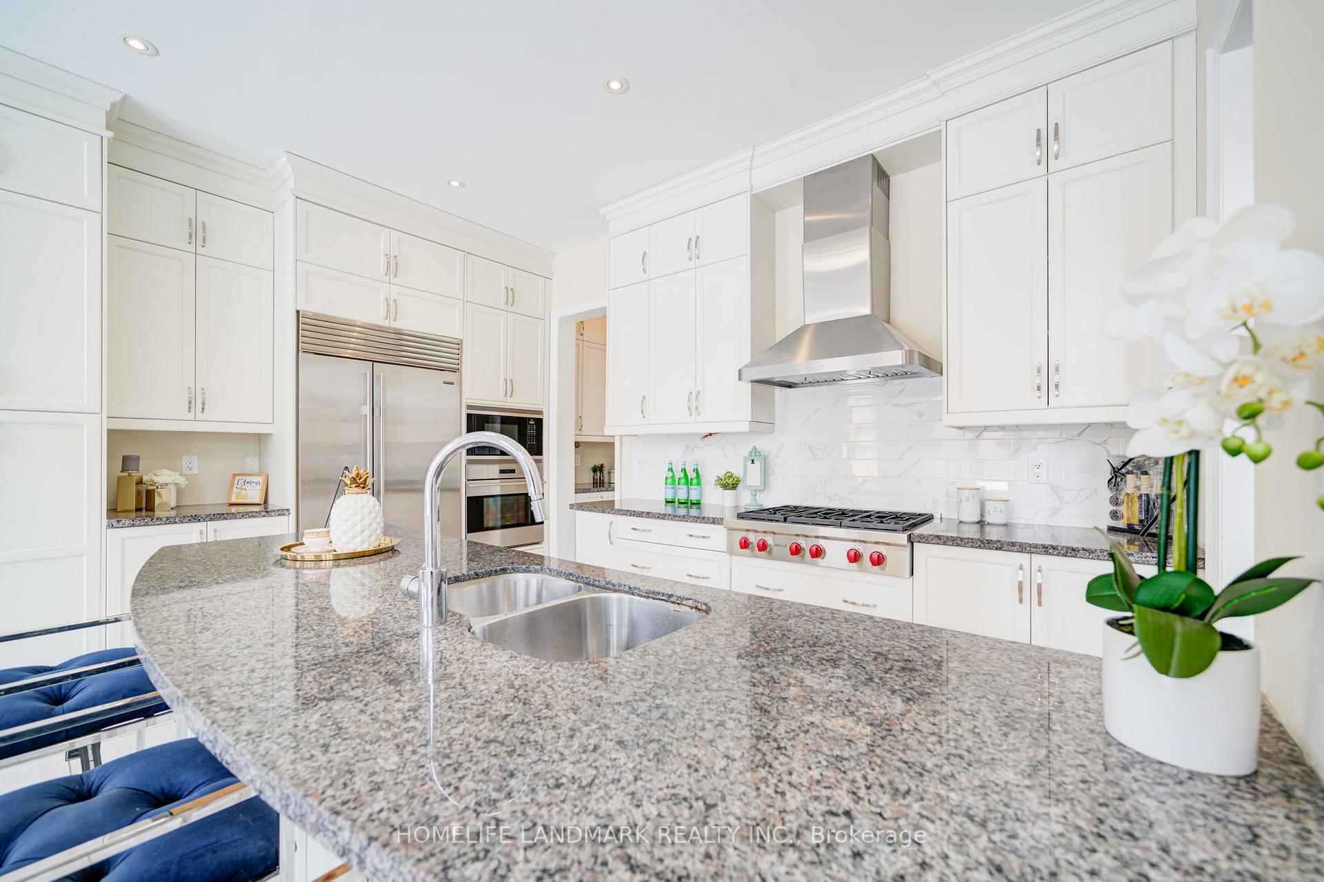 Photo 11 of 8 Tralee Court, Markham, Angus Glen — HOMEH
