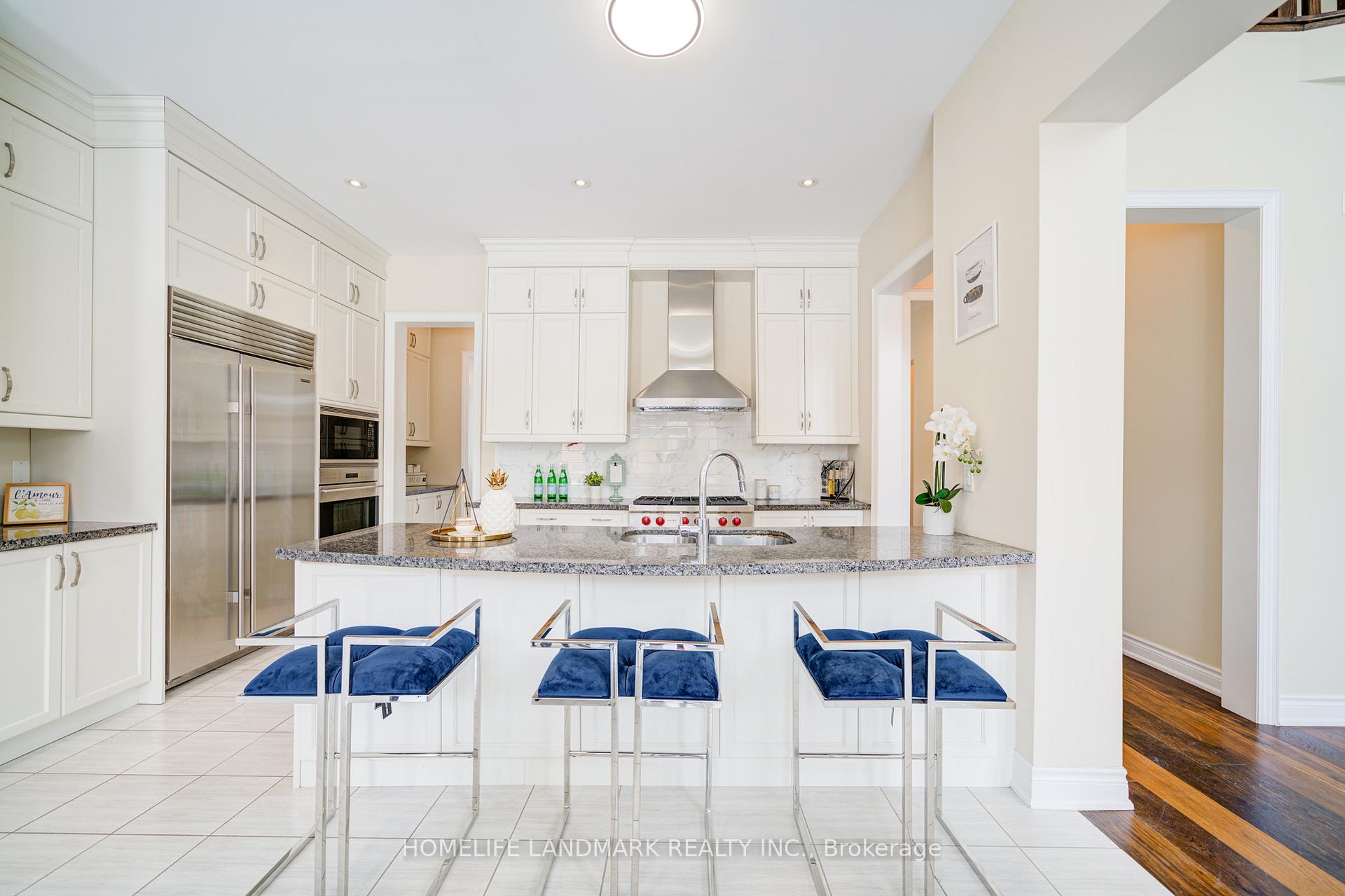 Photo 12 of 8 Tralee Court, Markham, Angus Glen — HOMEH