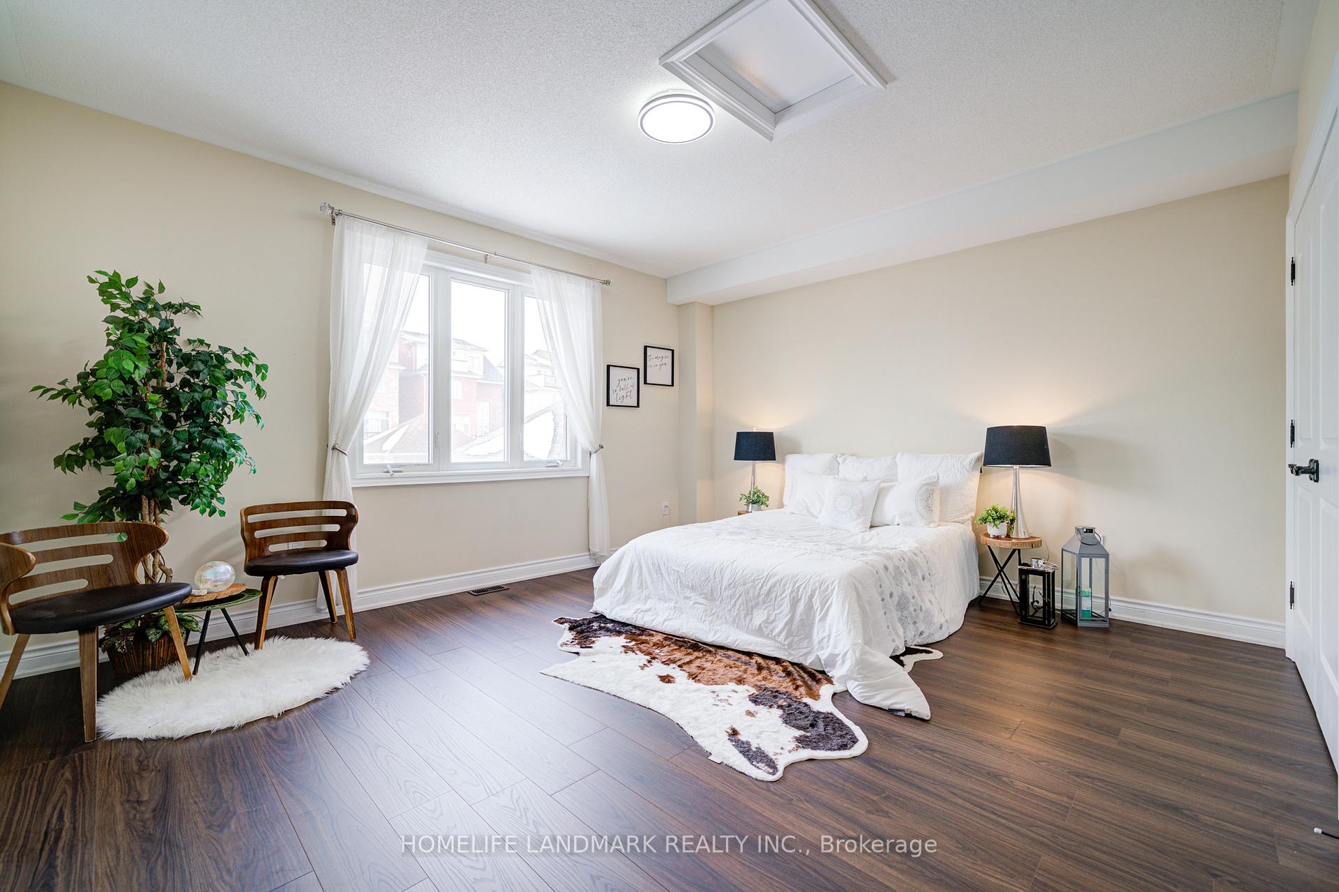 Photo 29 of 8 Tralee Court, Markham, Angus Glen — HOMEH