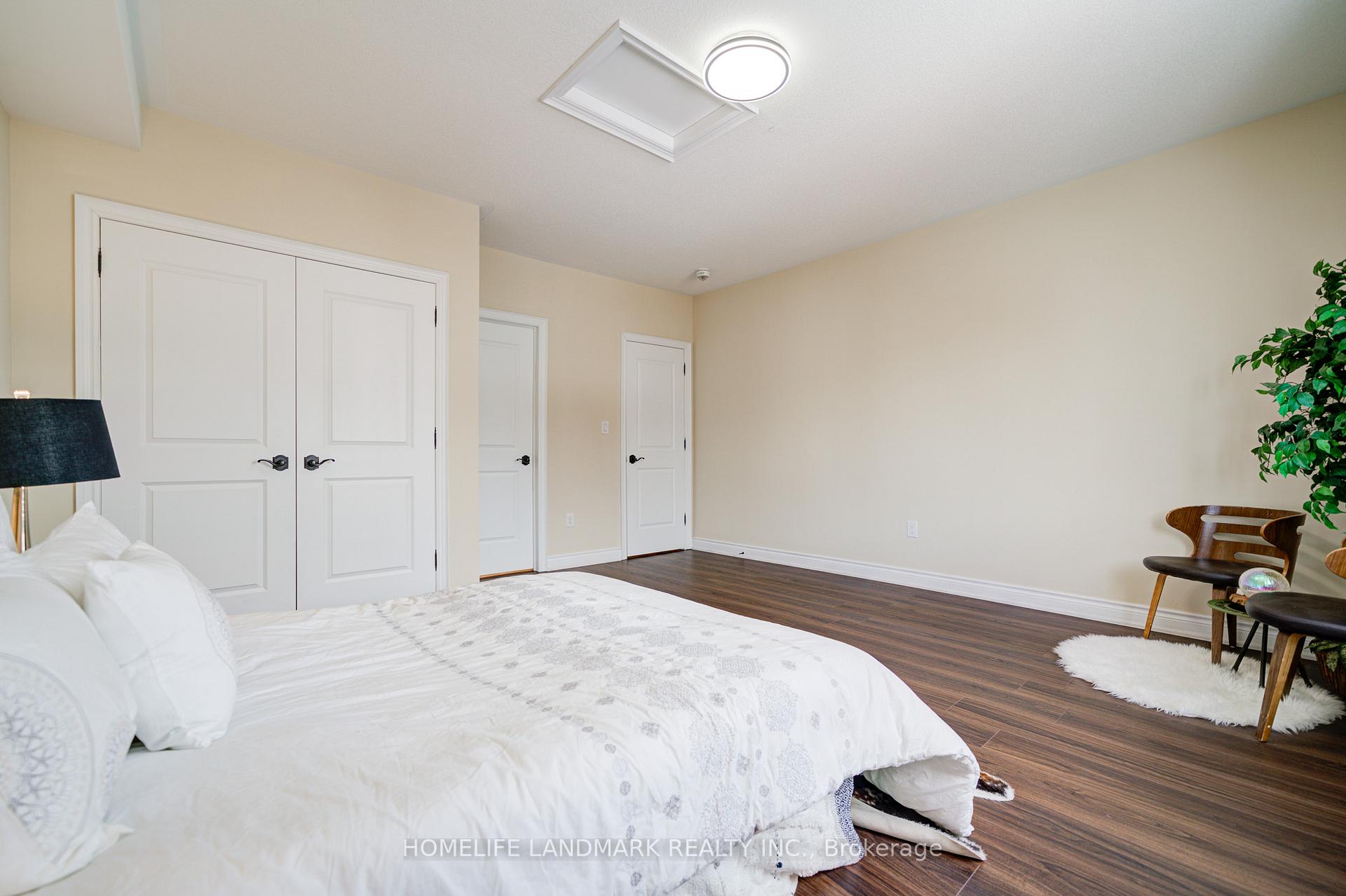 Photo 30 of 8 Tralee Court, Markham, Angus Glen — HOMEH