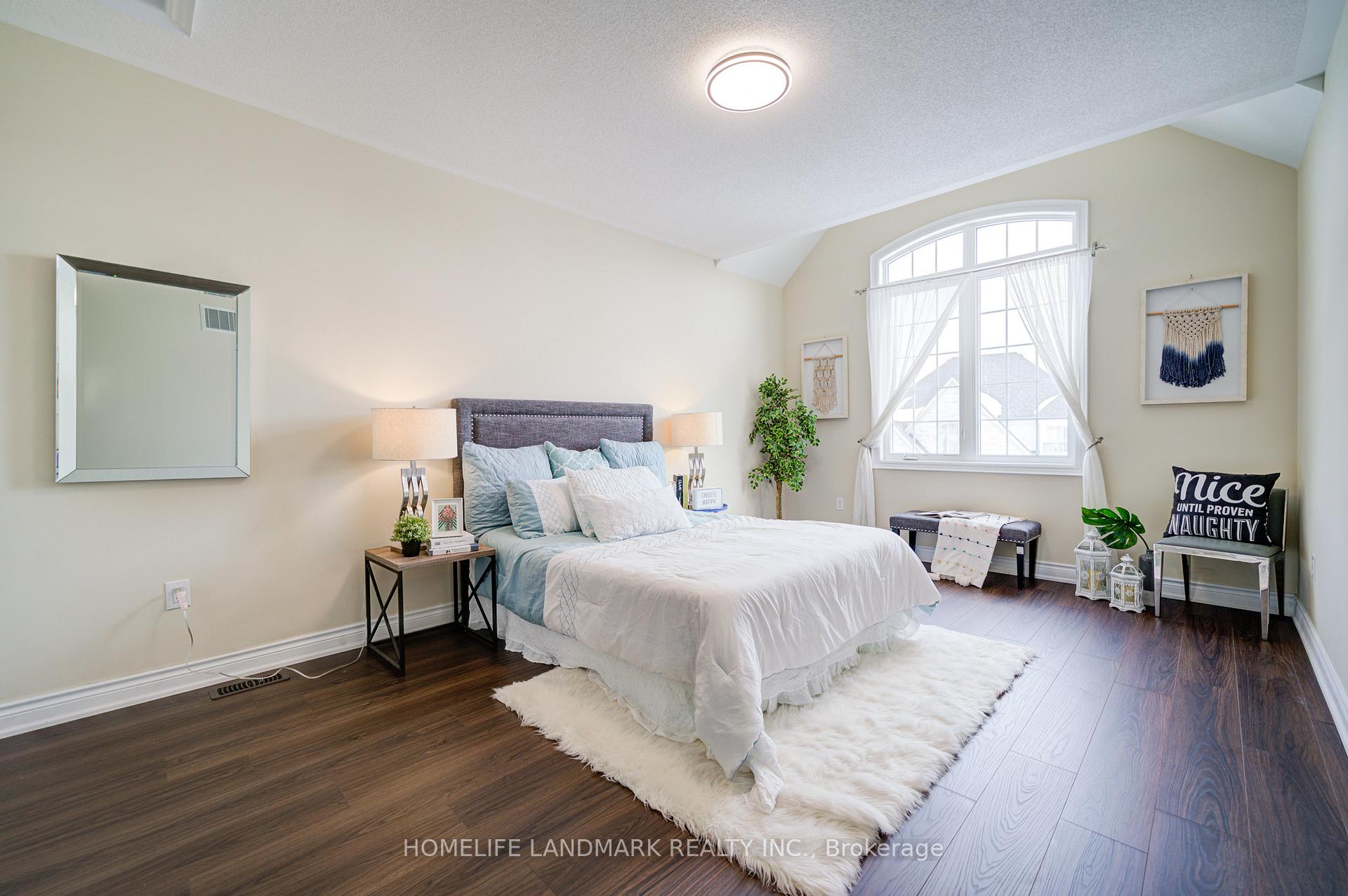 Photo 33 of 8 Tralee Court, Markham, Angus Glen — HOMEH