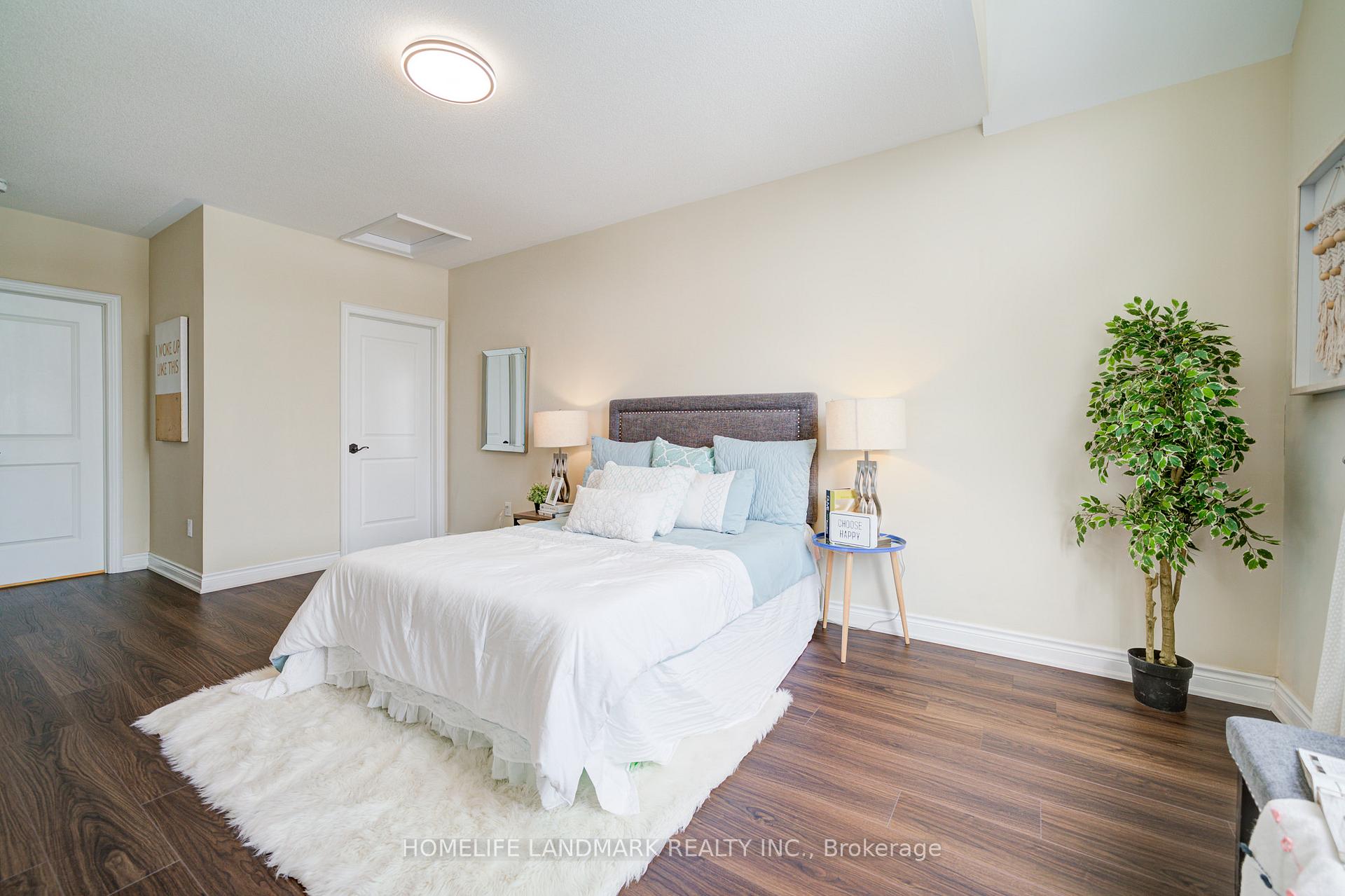 Photo 34 of 8 Tralee Court, Markham, Angus Glen — HOMEH