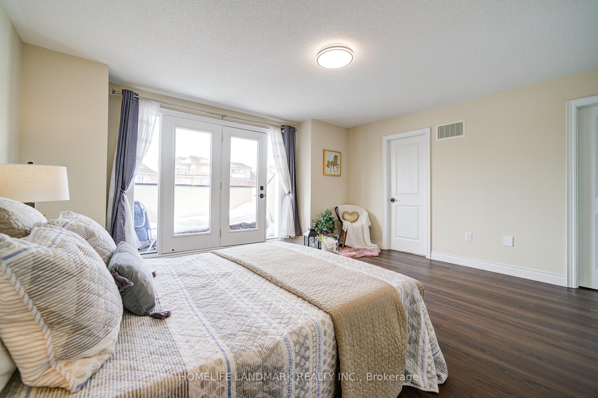 Photo 42 of 8 Tralee Court, Markham, Angus Glen — HOMEH