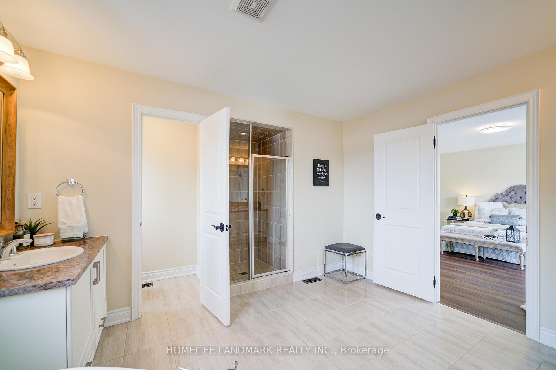 Photo 45 of 8 Tralee Court, Markham, Angus Glen — HOMEH