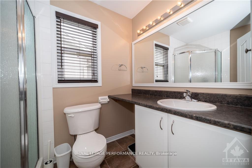 Photo 12 of 2363 Glandriel Crescent, Ottawa, Springridge/East Village — HOMEH