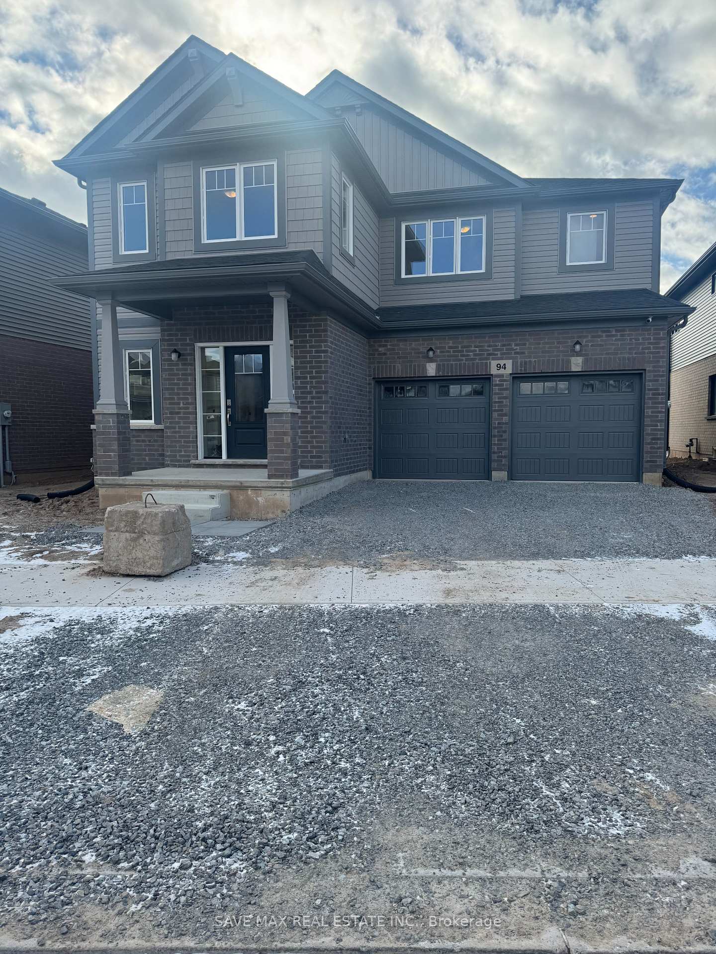Photo 1 of 94 Acacia Road N, Pelham, Fonthill — HOMEH