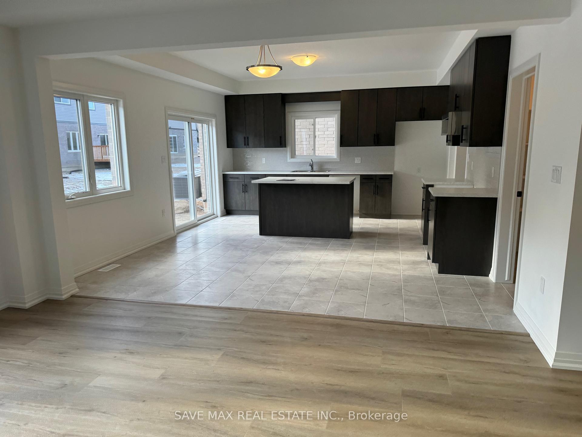 Photo 7 of 94 Acacia Road N, Pelham, Fonthill — HOMEH