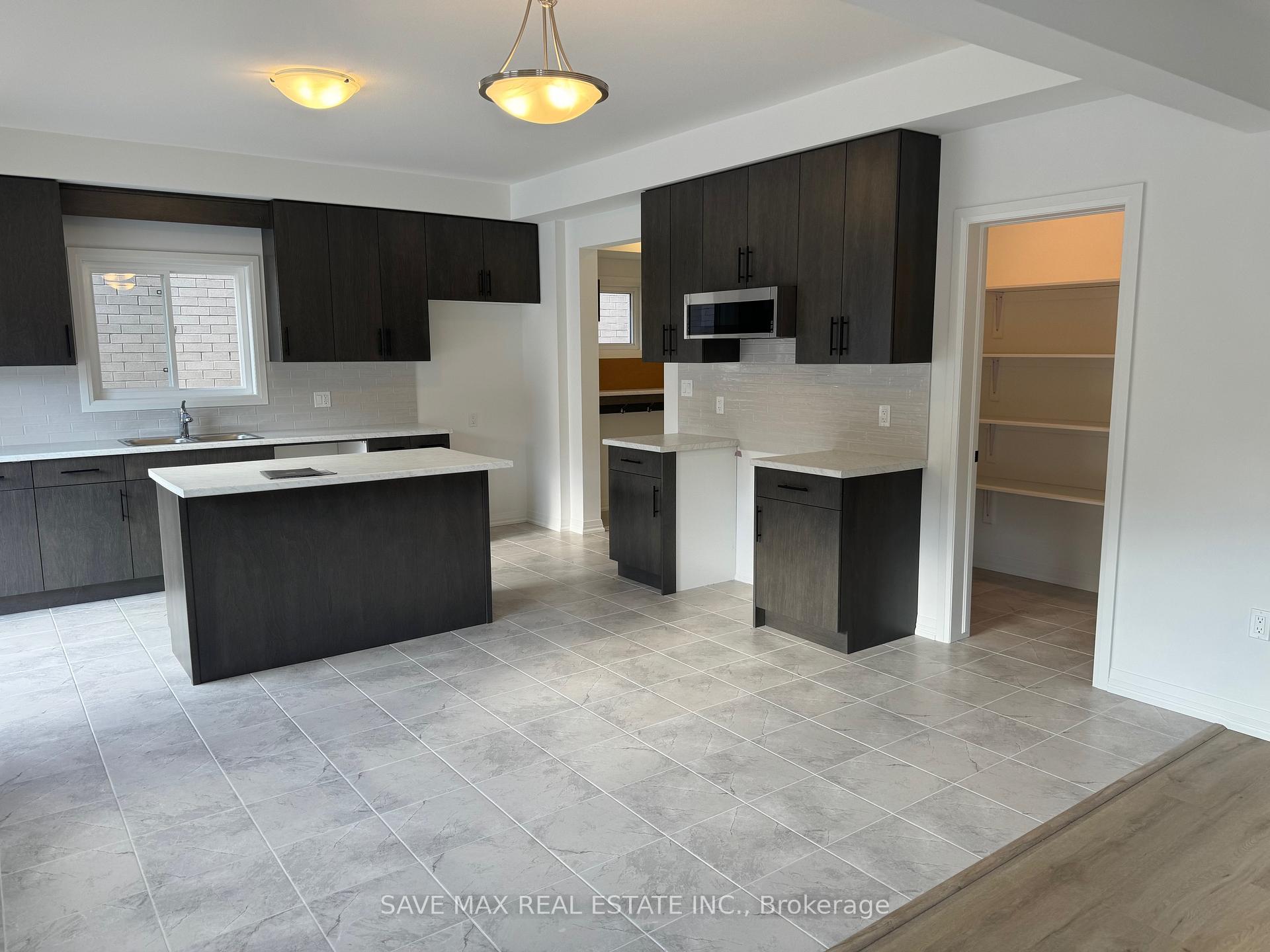 Photo 8 of 94 Acacia Road N, Pelham, Fonthill — HOMEH