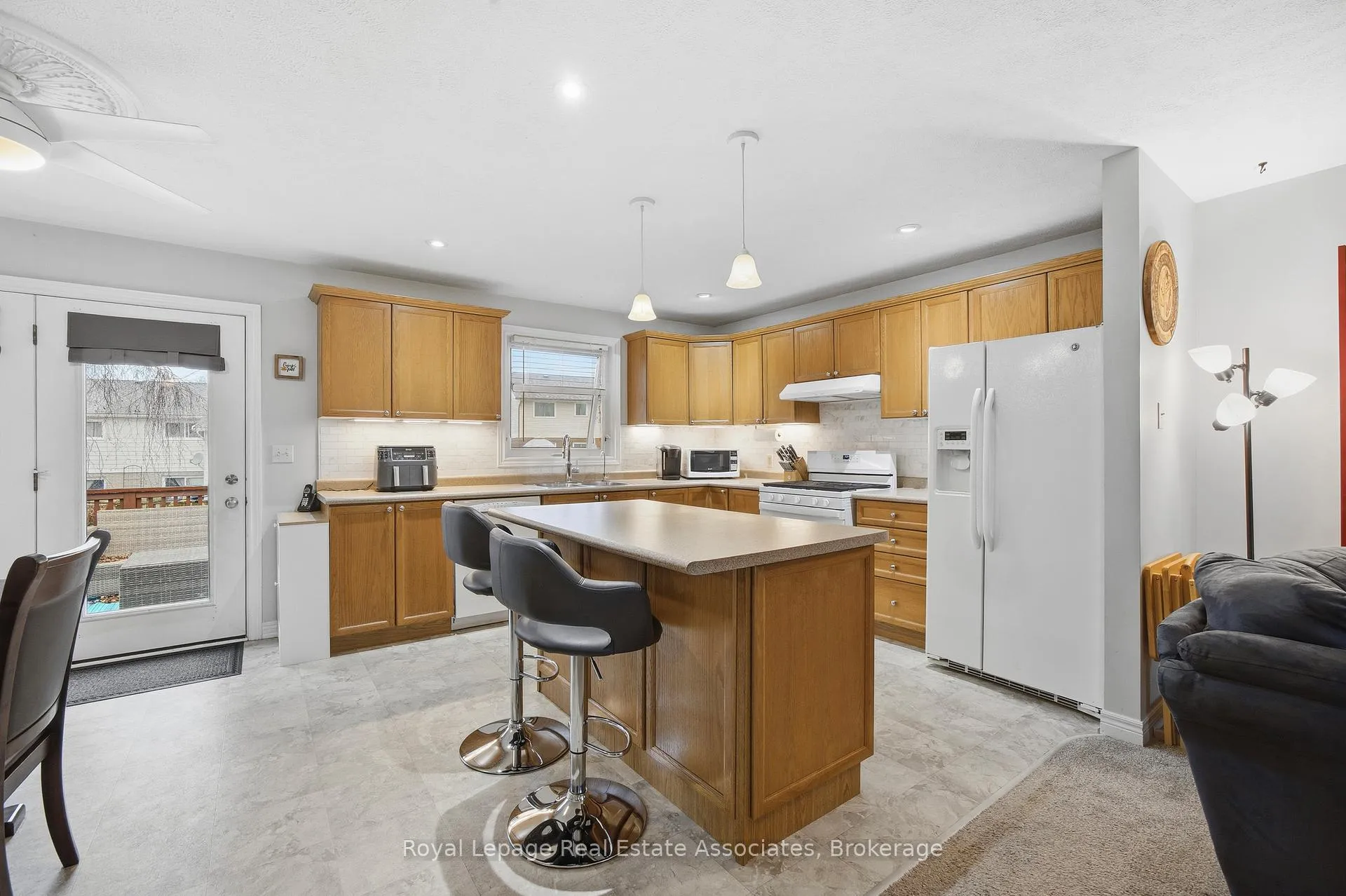 Photo 13 of 7 Fairfield Court, Norfolk, Delhi — HOMEH