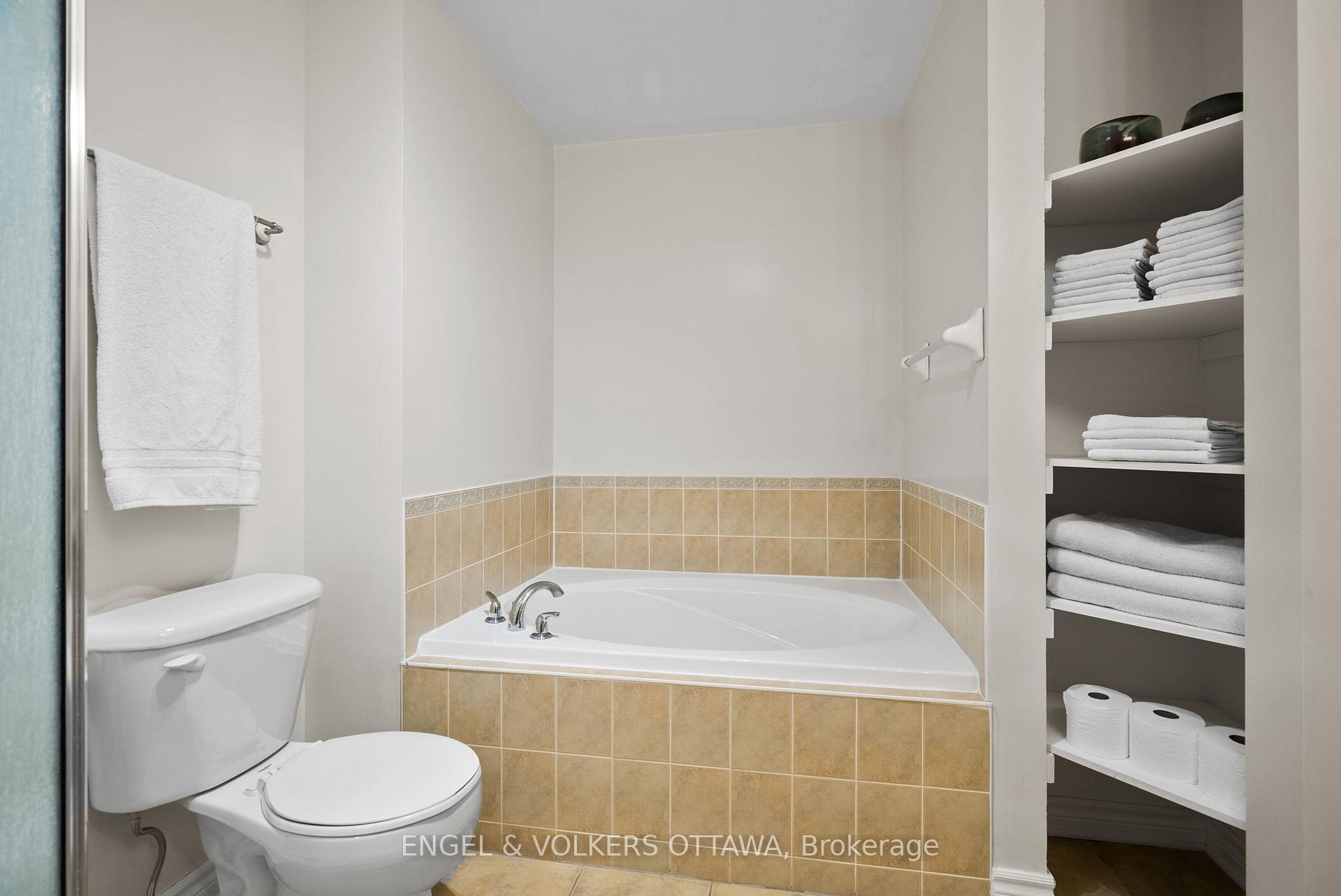 Photo 19 of 82 Cargrove, Ottawa, Carson Meadows — HOMEH