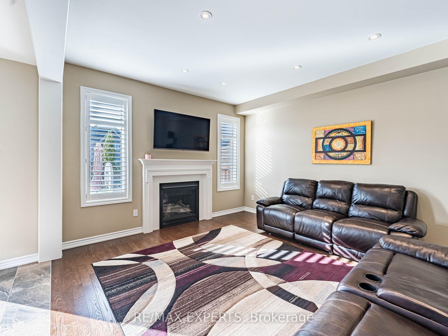 Photo 12 of 46 Jackson Drive, New Tecumseth, Tottenham — HOMEH