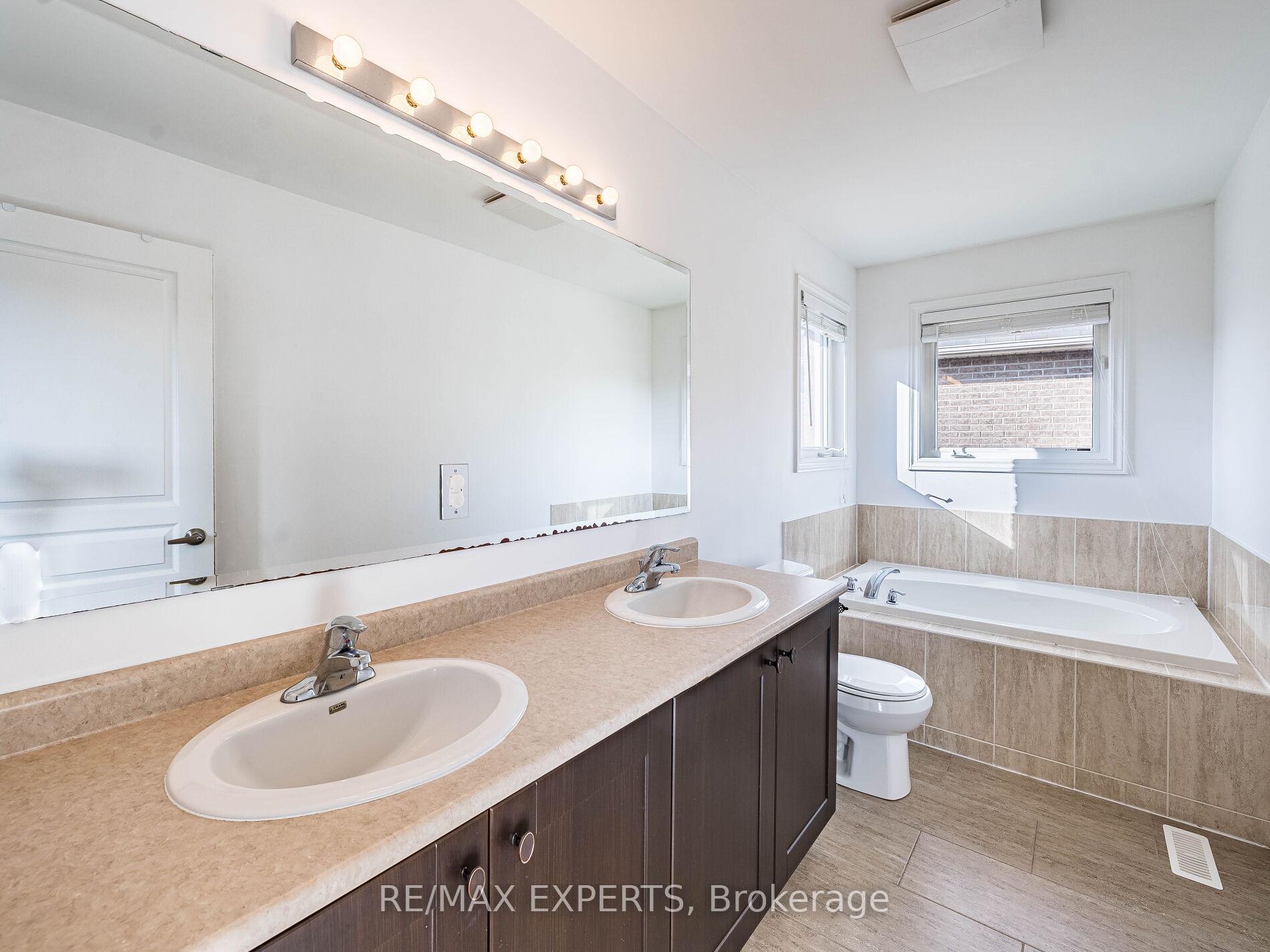 Photo 25 of 46 Jackson Drive, New Tecumseth, Tottenham — HOMEH