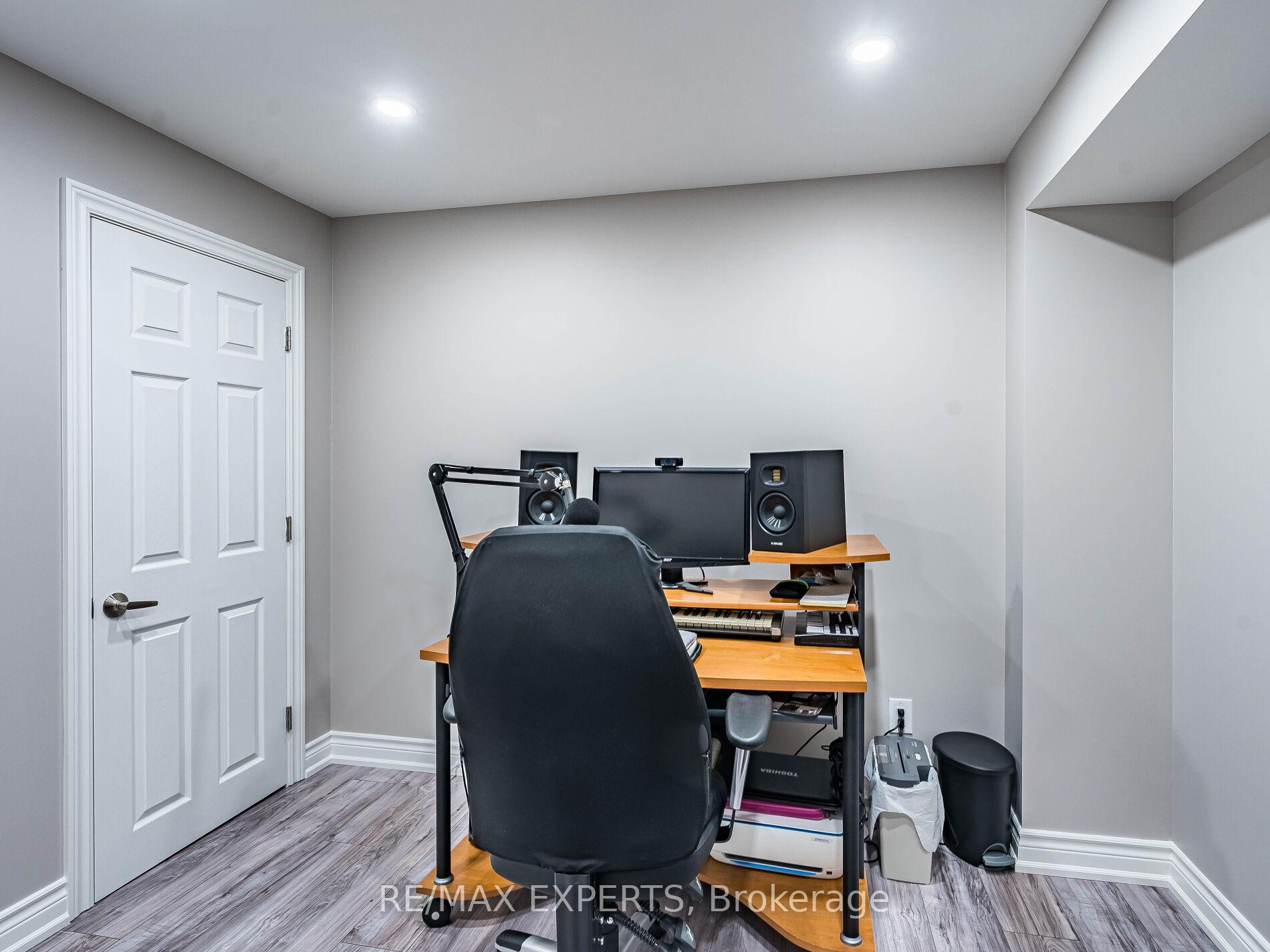 Photo 37 of 46 Jackson Drive, New Tecumseth, Tottenham — HOMEH