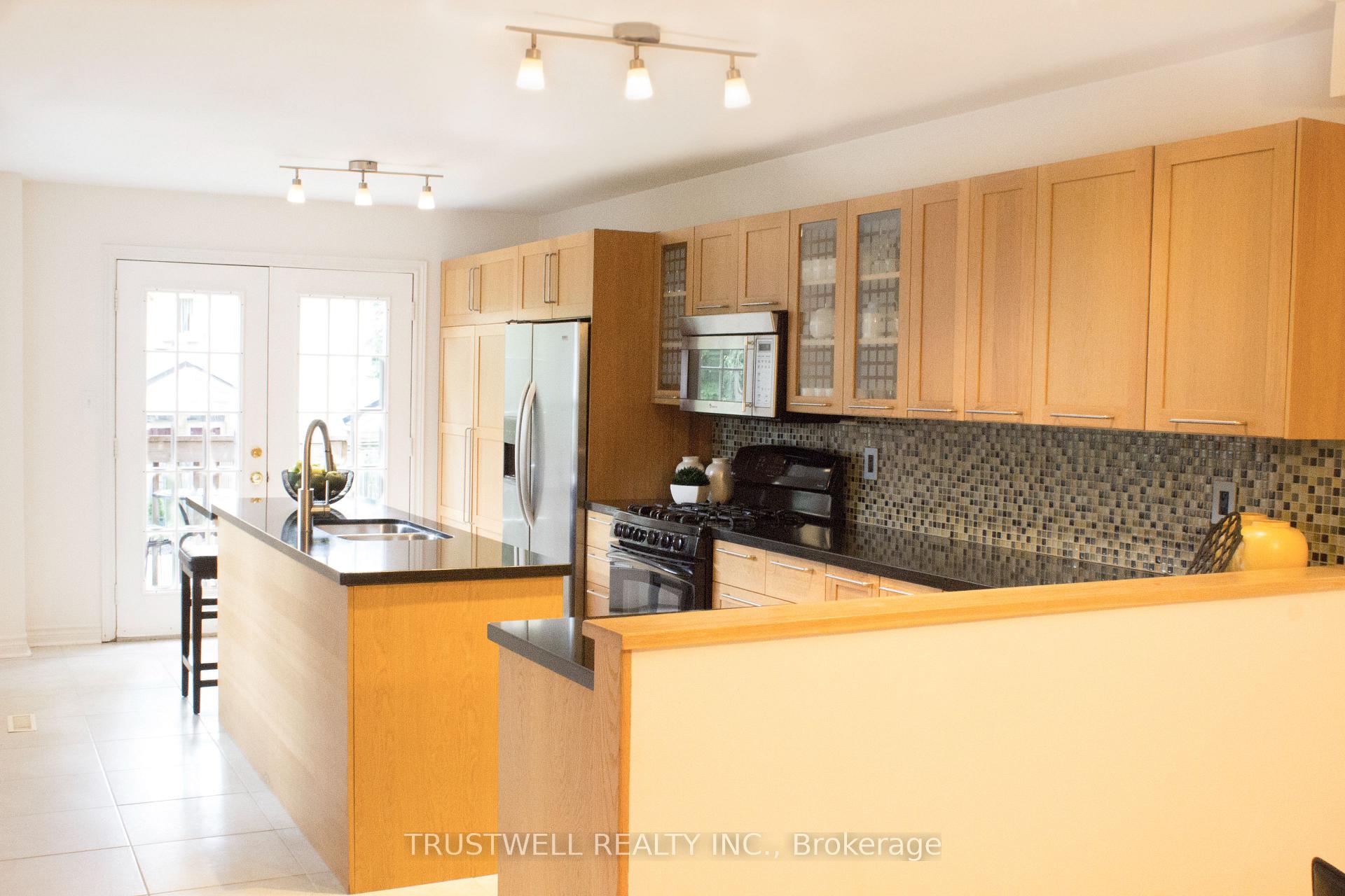 Photo 5 of 23 Wilson Street, Markham, Old Markham Village — HOMEH