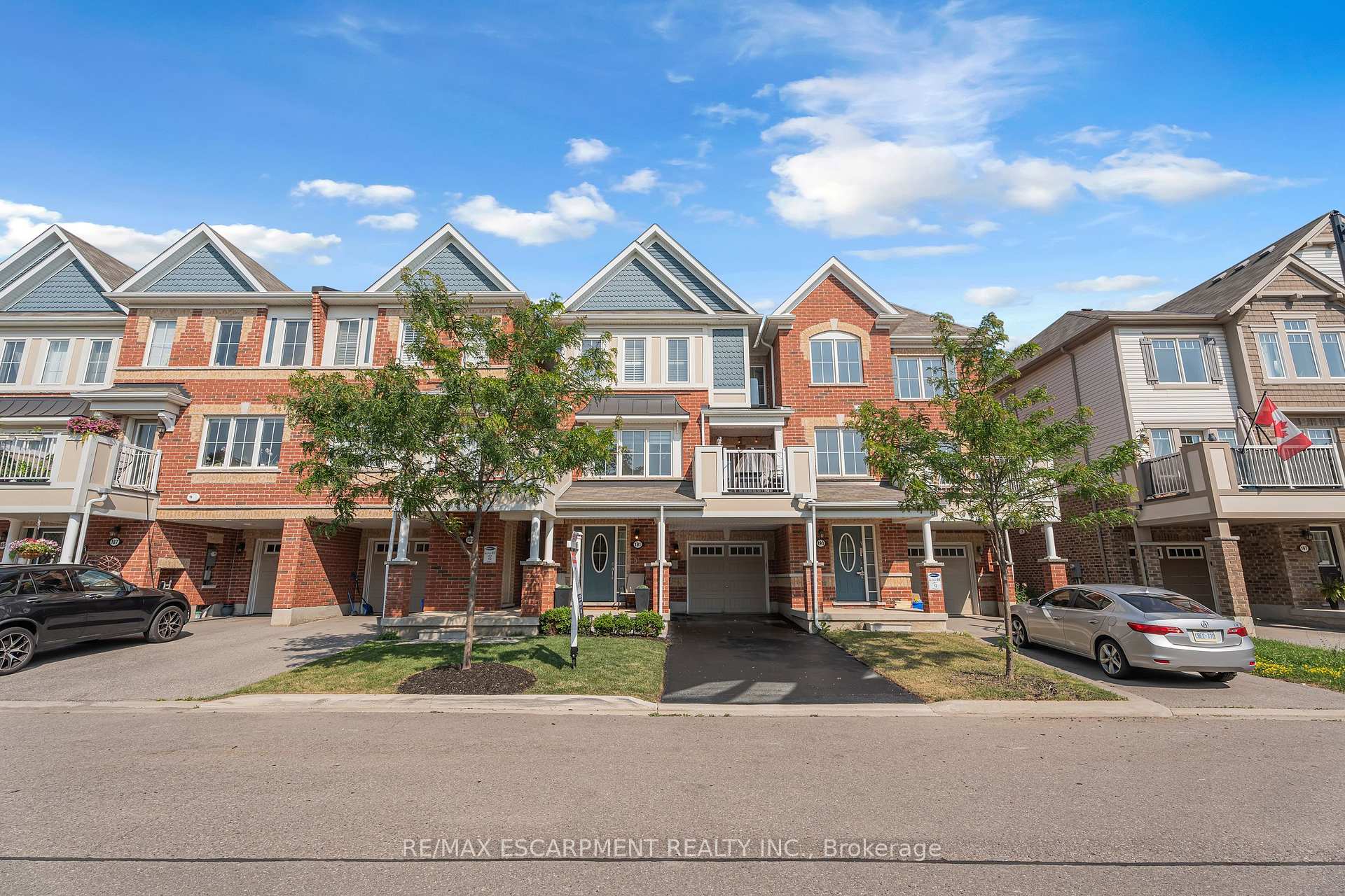 Front of 191 Lemieux Court