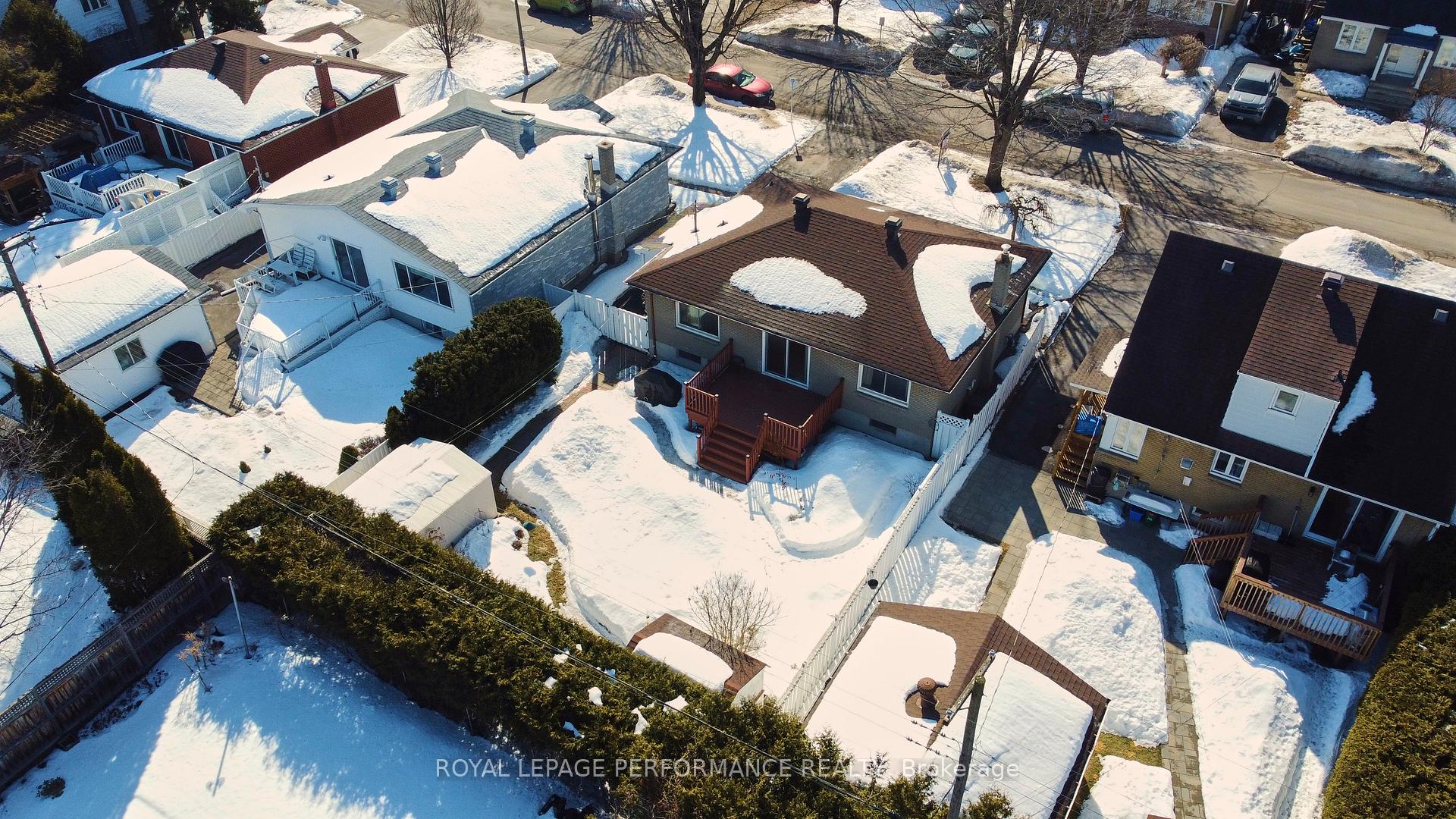 Photo 26 of 327 Fullerton Avenue, Ottawa, Overbrook/Castle Heights — HOMEH