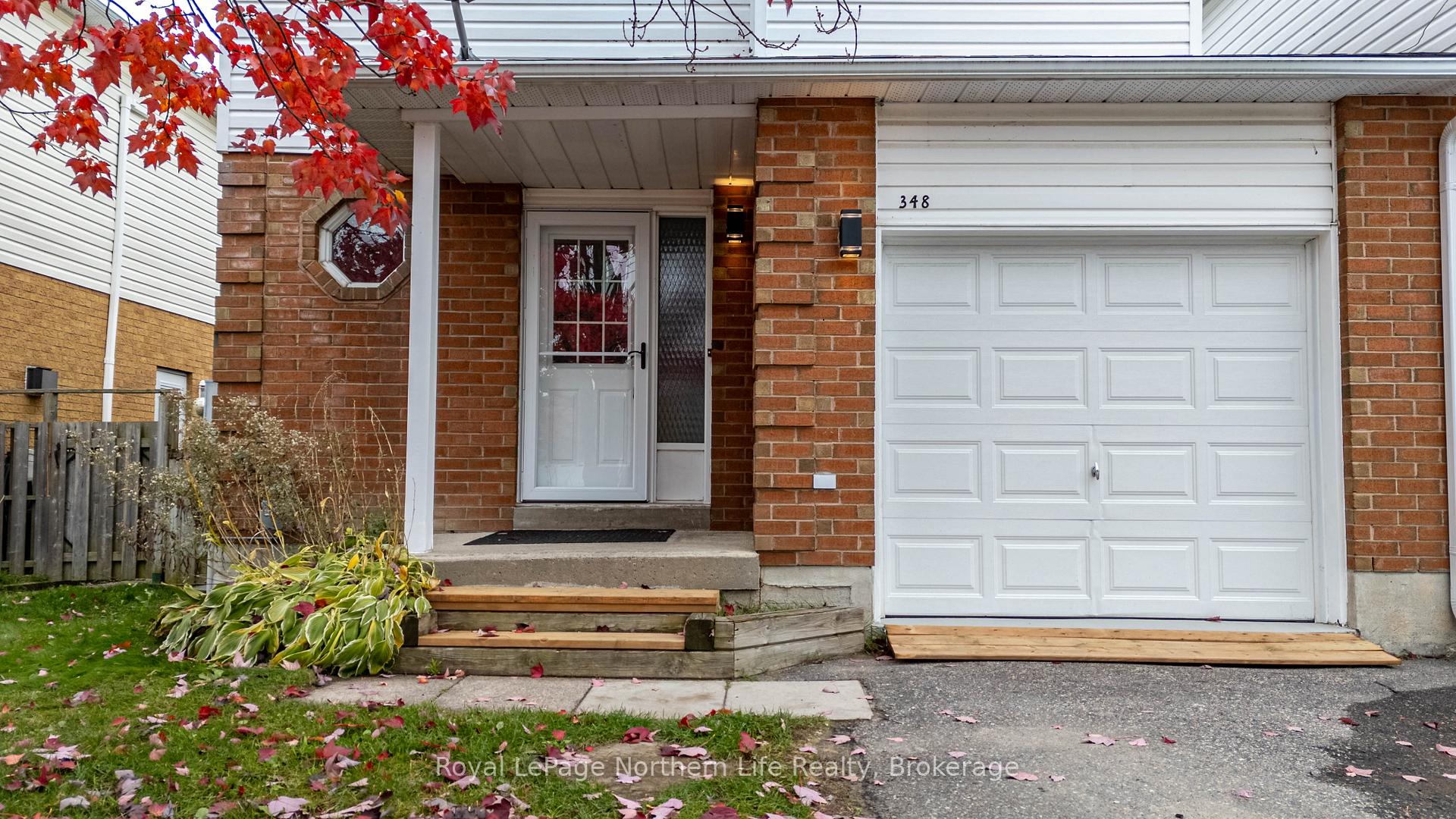 Photo 3 of 348 Champlain Street, North Bay, College Heights — HOMEH