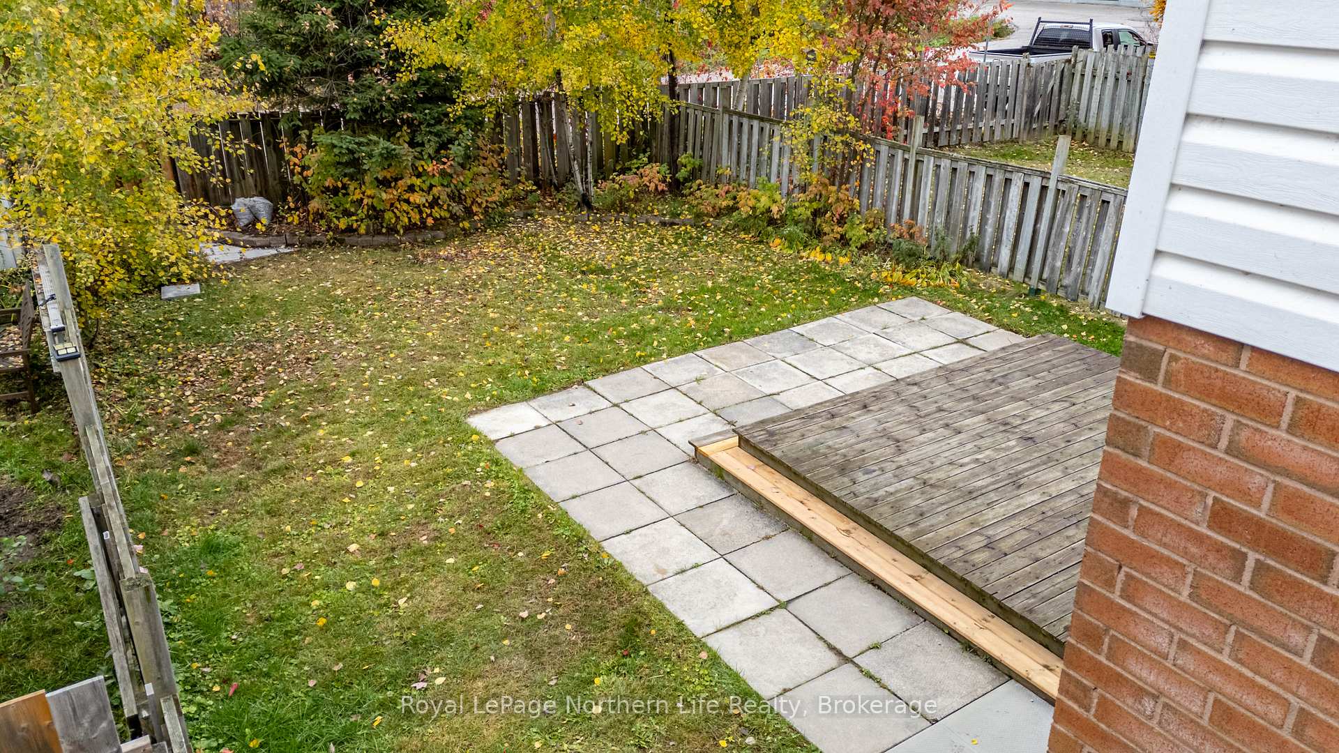 Photo 39 of 348 Champlain Street, North Bay, College Heights — HOMEH