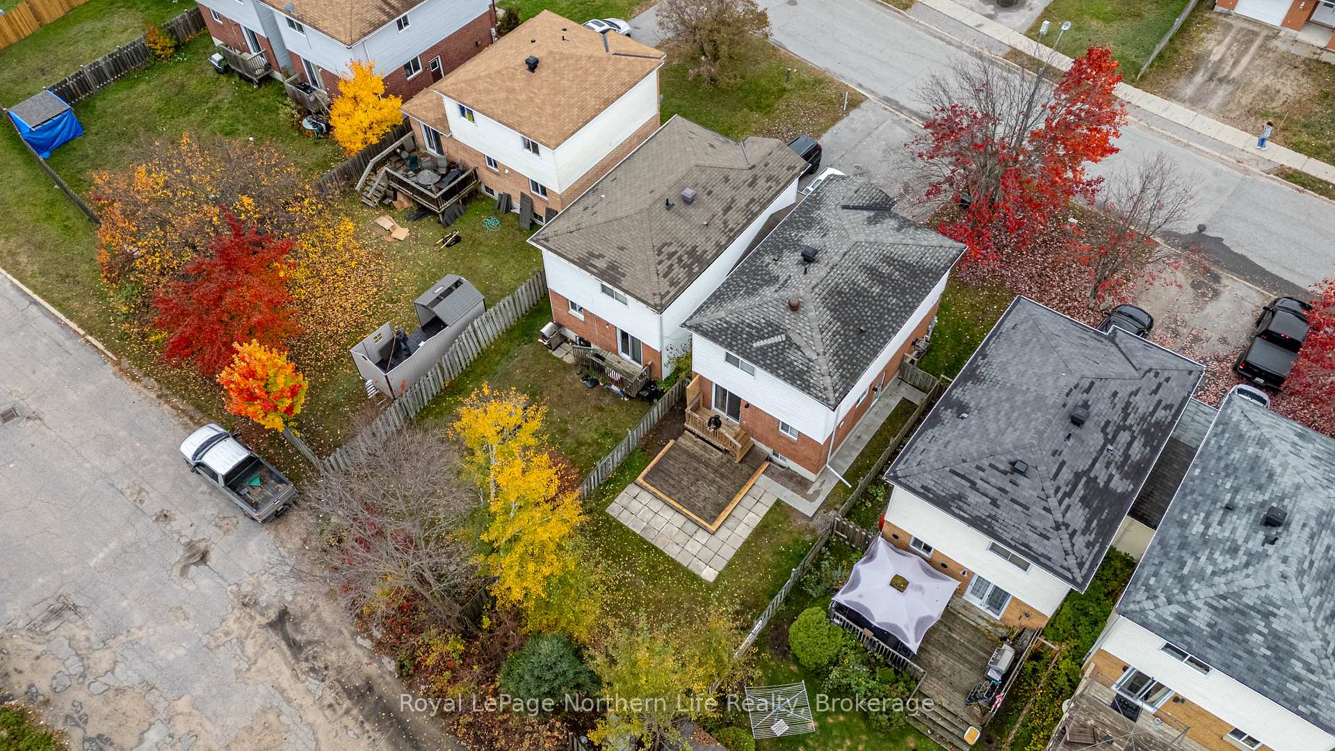 Photo 41 of 348 Champlain Street, North Bay, College Heights — HOMEH
