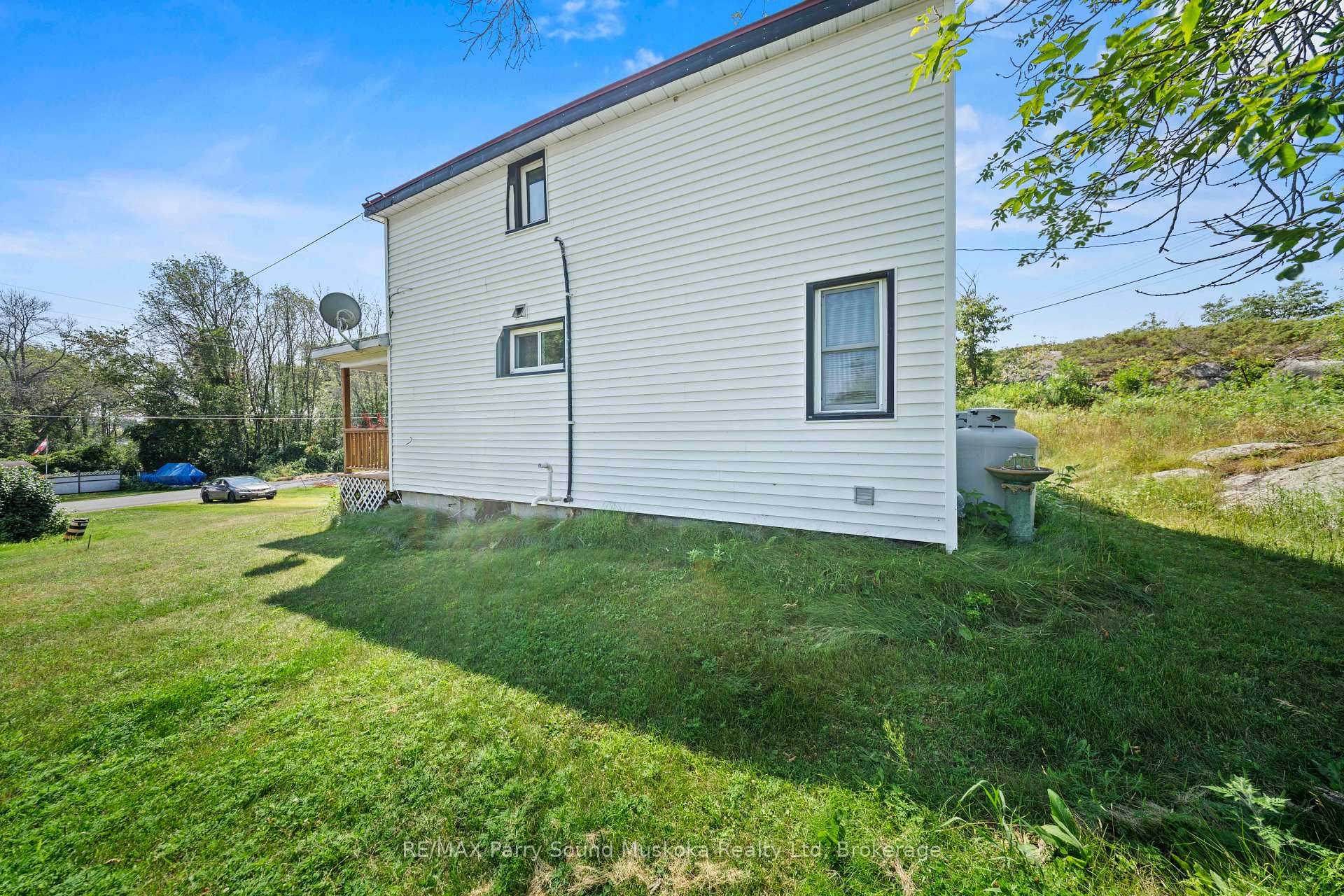 Photo 16 of 1027 Riverside Drive, Parry Sound Remote Area, Wallbridge — HOMEH