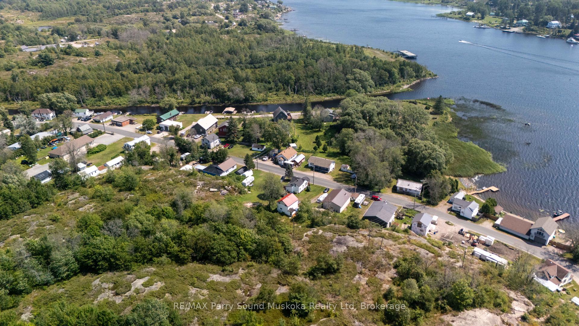 Photo 35 of 1027 Riverside Drive, Parry Sound Remote Area, Wallbridge — HOMEH