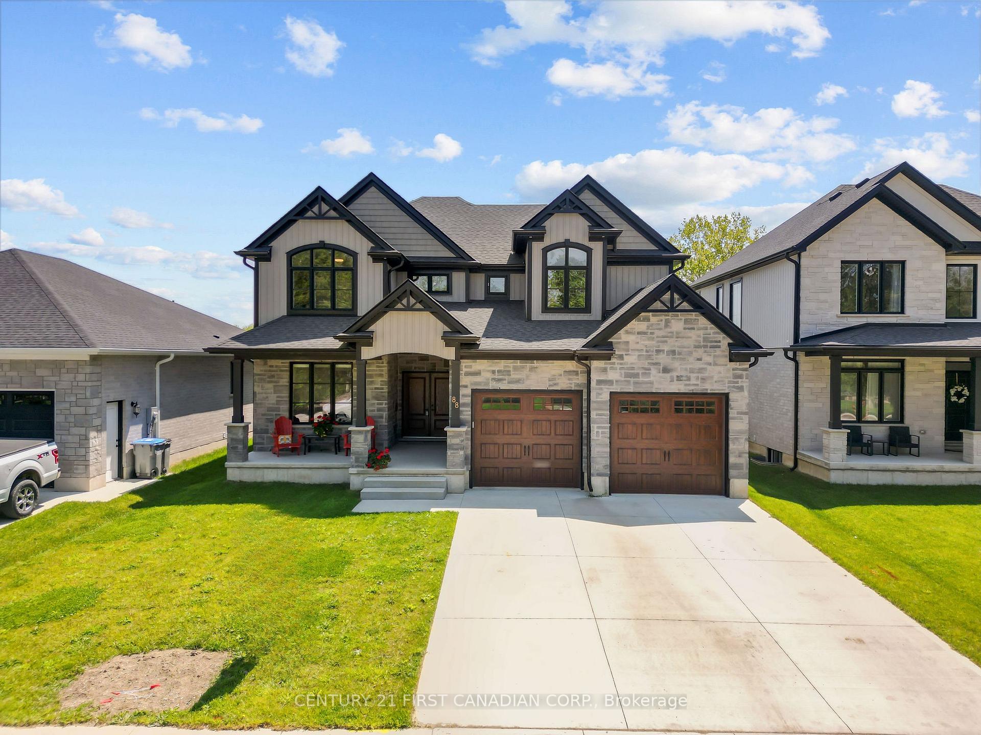 Photo 1 of 88 Queen Street, North Middlesex, Alisa Craig — HOMEH