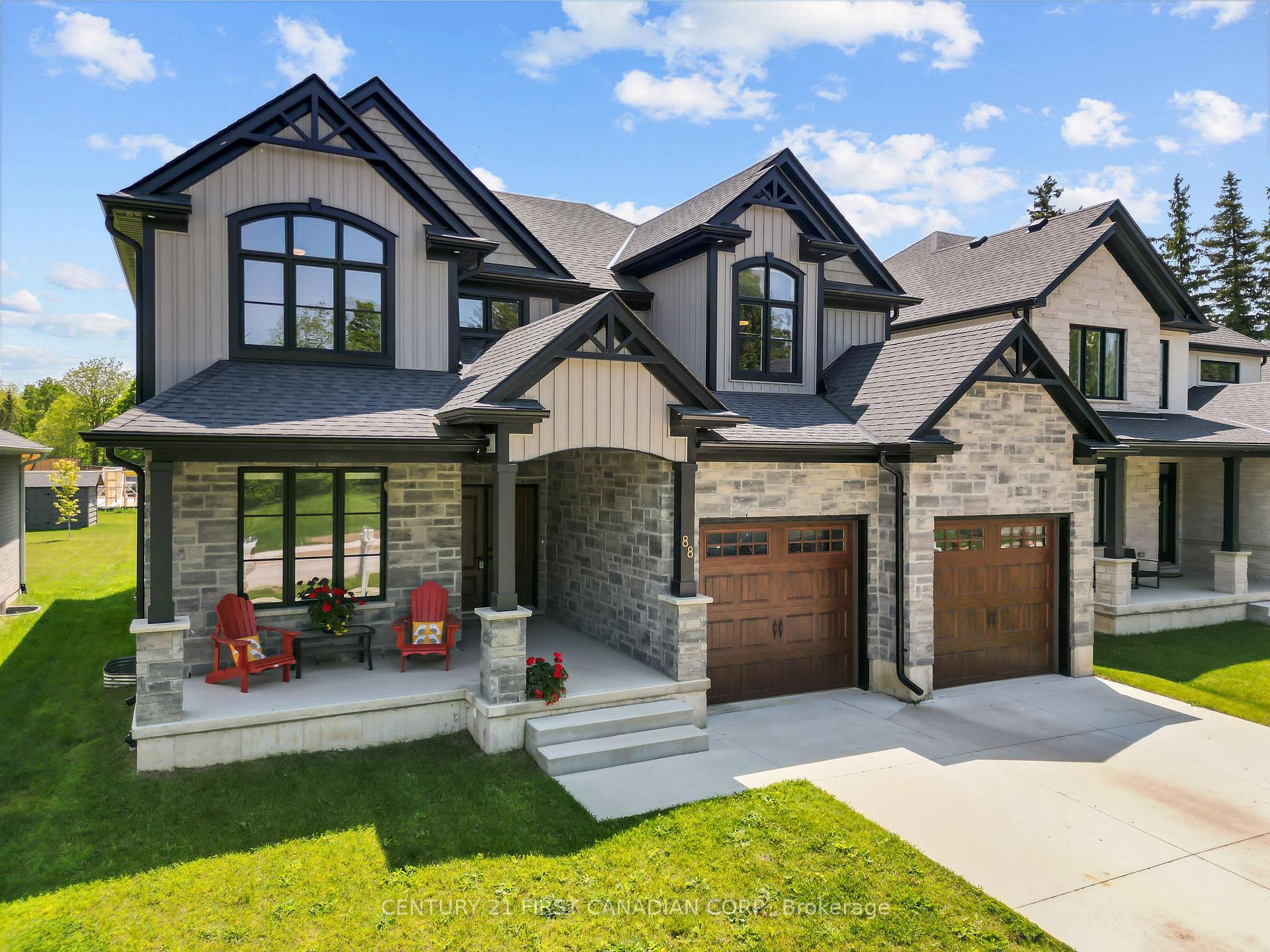 Photo 2 of 88 Queen Street, North Middlesex, Alisa Craig — HOMEH