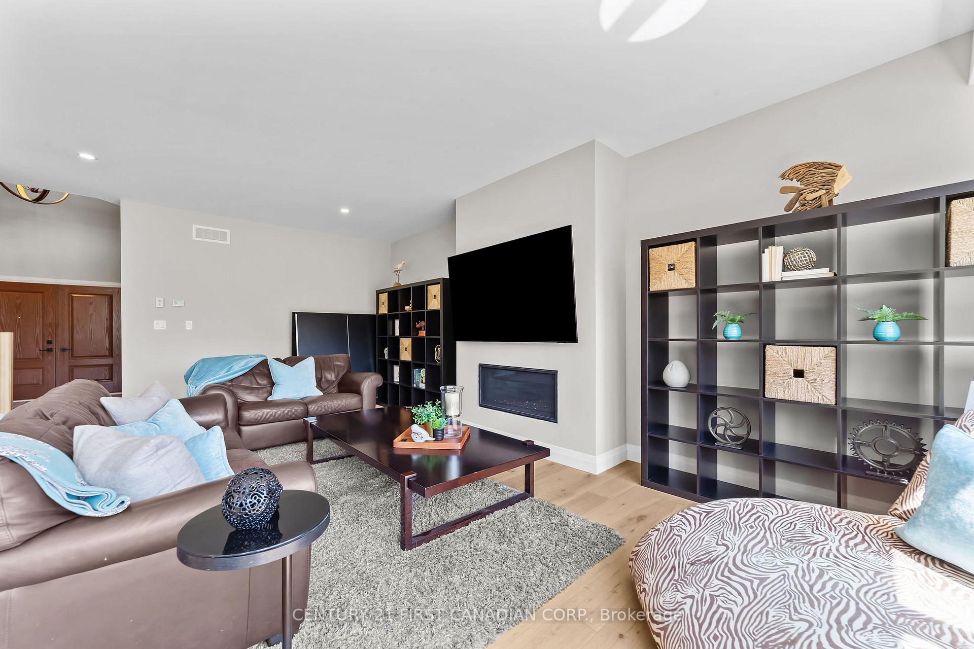 Photo 10 of 88 Queen Street, North Middlesex, Alisa Craig — HOMEH