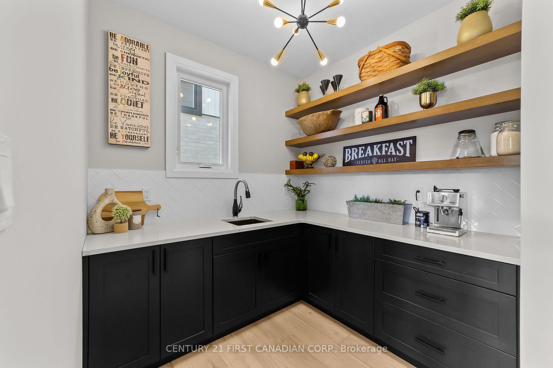 Photo 18 of 88 Queen Street, North Middlesex, Alisa Craig — HOMEH