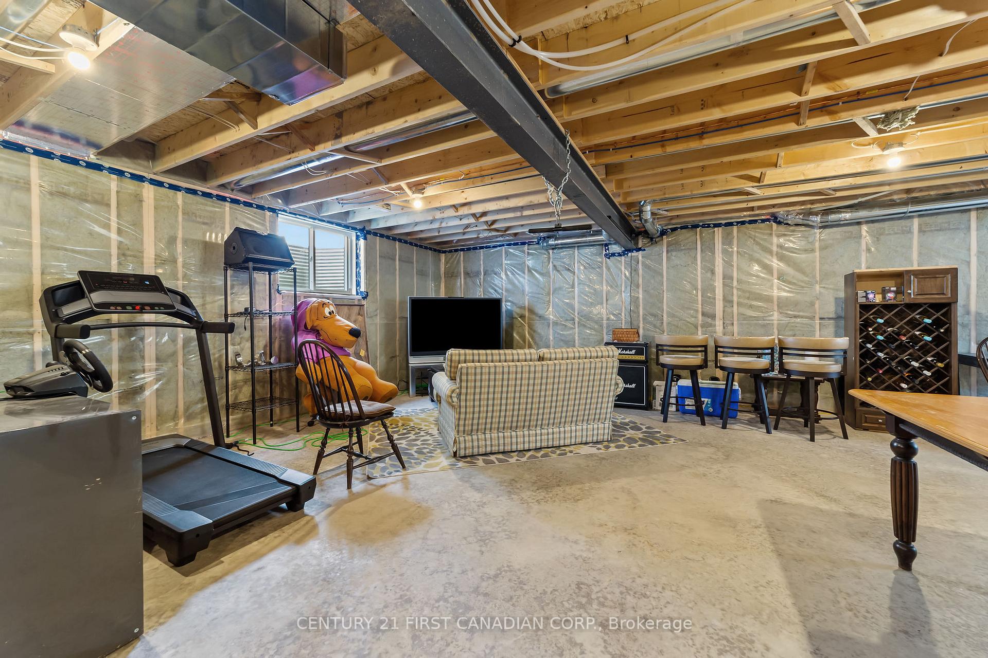 Photo 30 of 88 Queen Street, North Middlesex, Alisa Craig — HOMEH