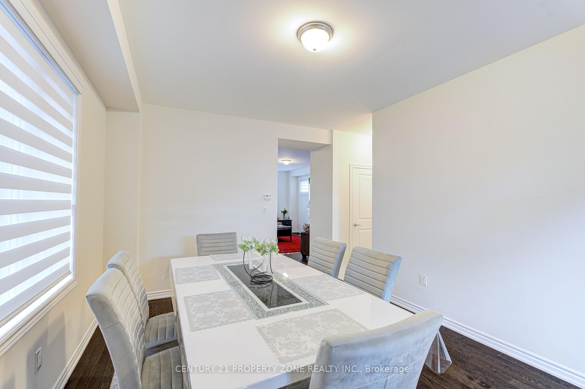Photo 4 of 629 Etheridge Avenue, Milton, Cobban — HOMEH
