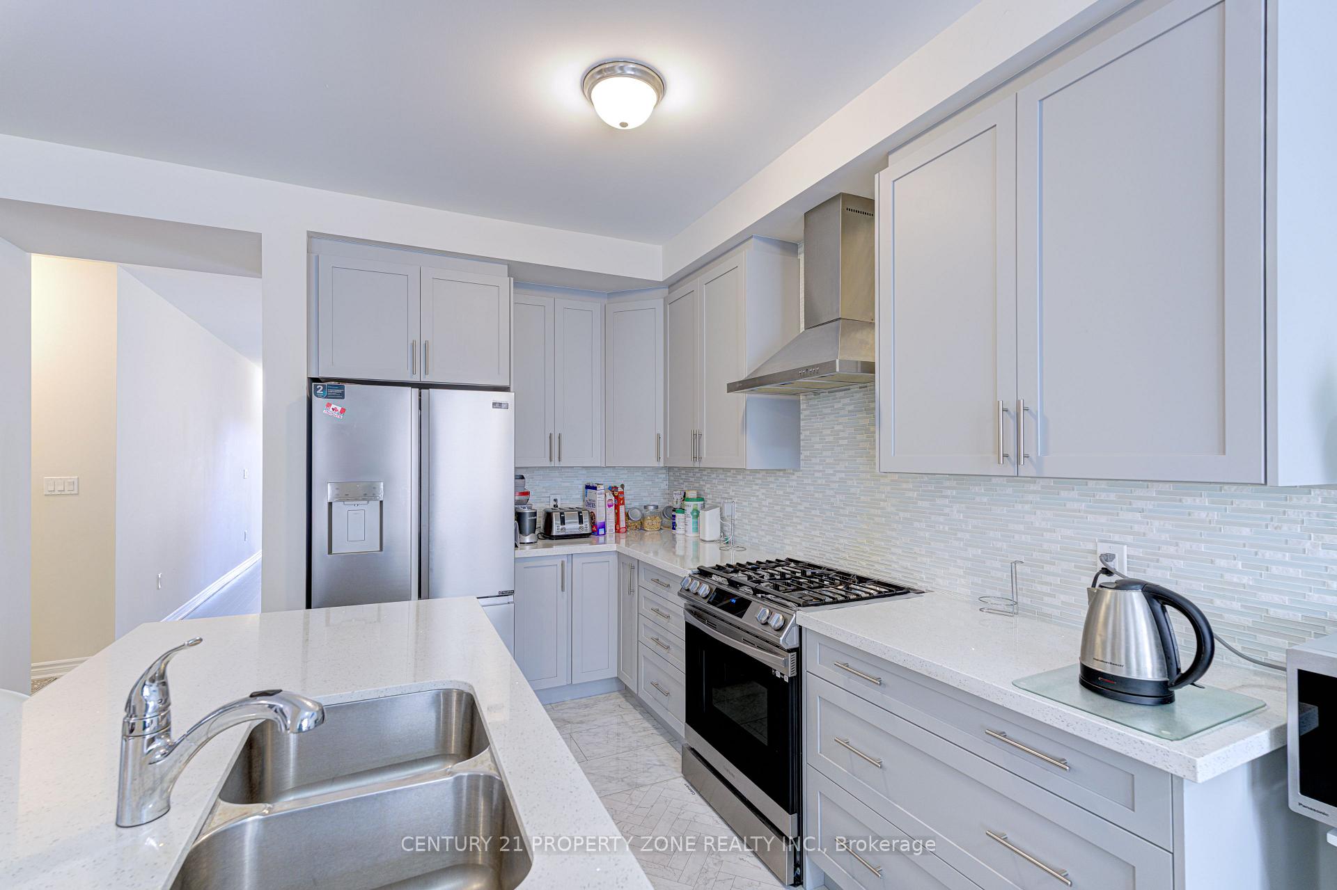 Photo 11 of 629 Etheridge Avenue, Milton, Cobban — HOMEH