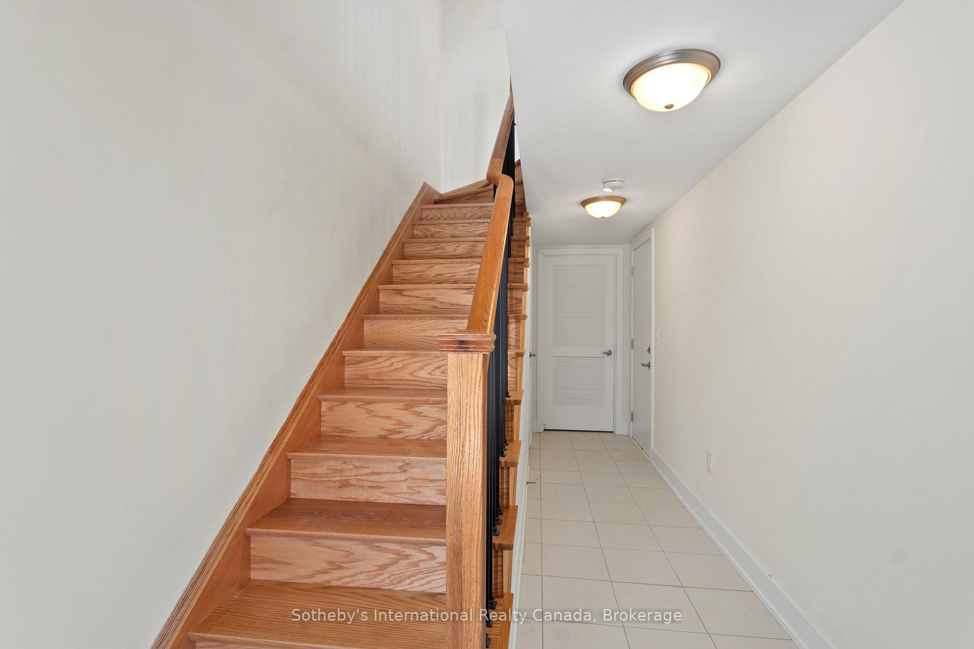 Photo 6 of 19 Mariner'S Pier Way, Orillia — HOMEH