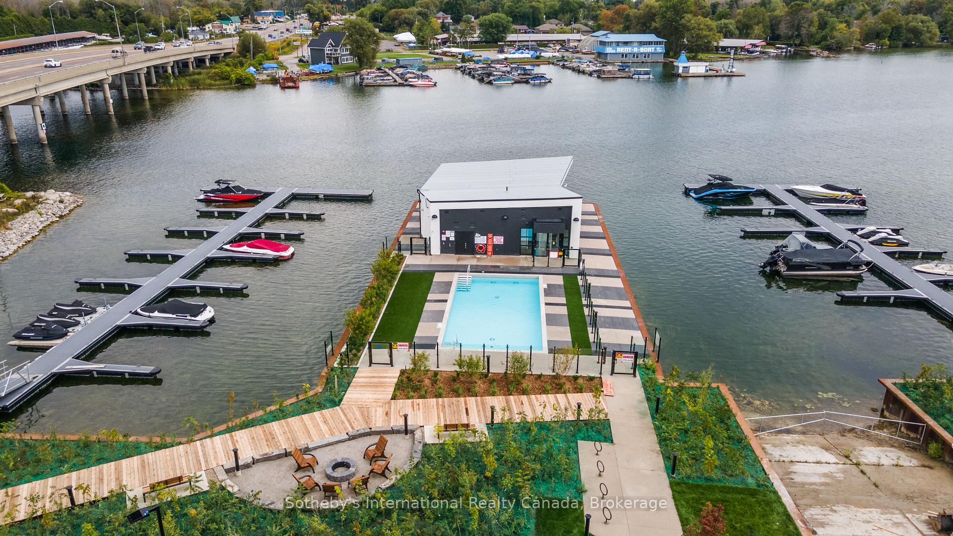 Photo 22 of 19 Mariner'S Pier Way, Orillia — HOMEH