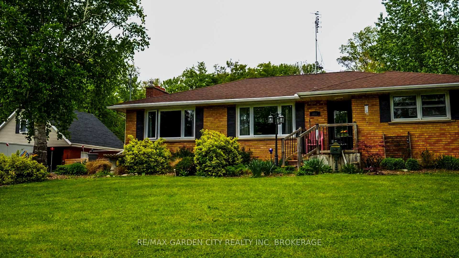 Photo 3 of 851 Hwy 20 W, Pelham, North Pelham — HOMEH