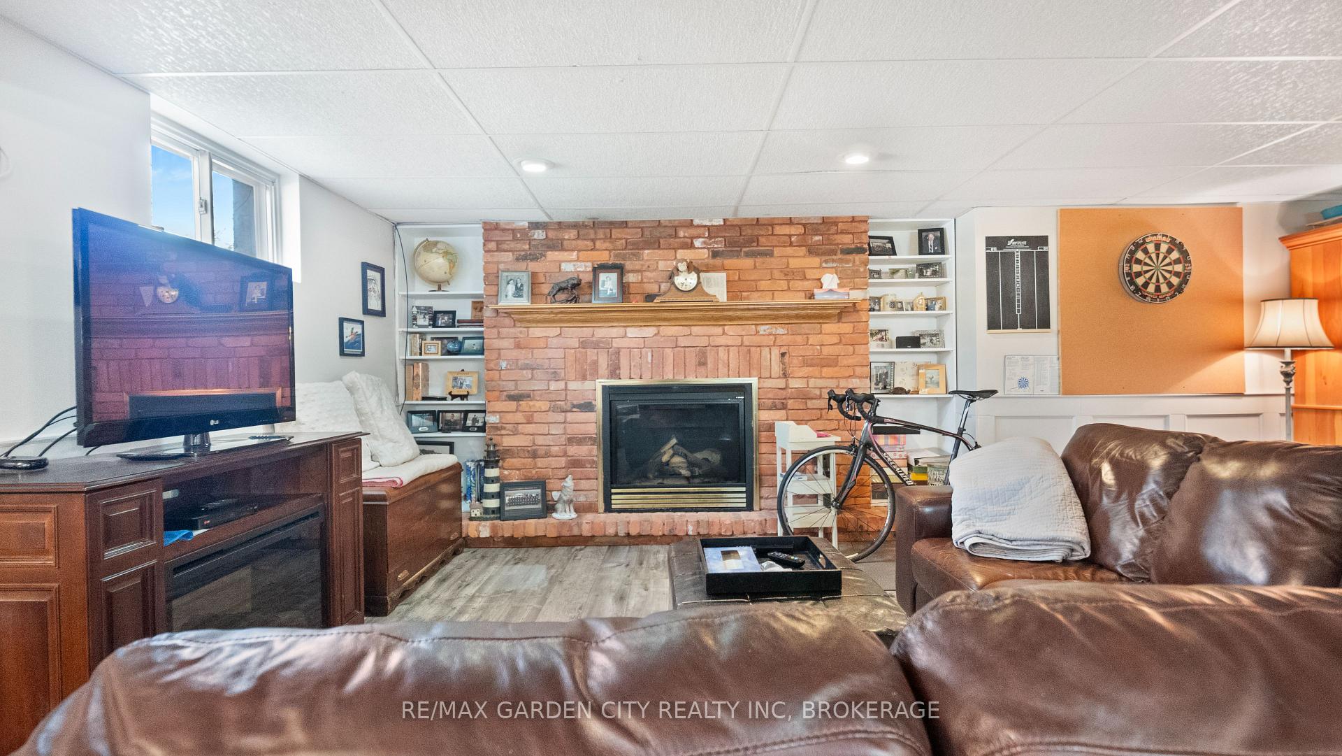 Photo 23 of 851 Hwy 20 W, Pelham, North Pelham — HOMEH