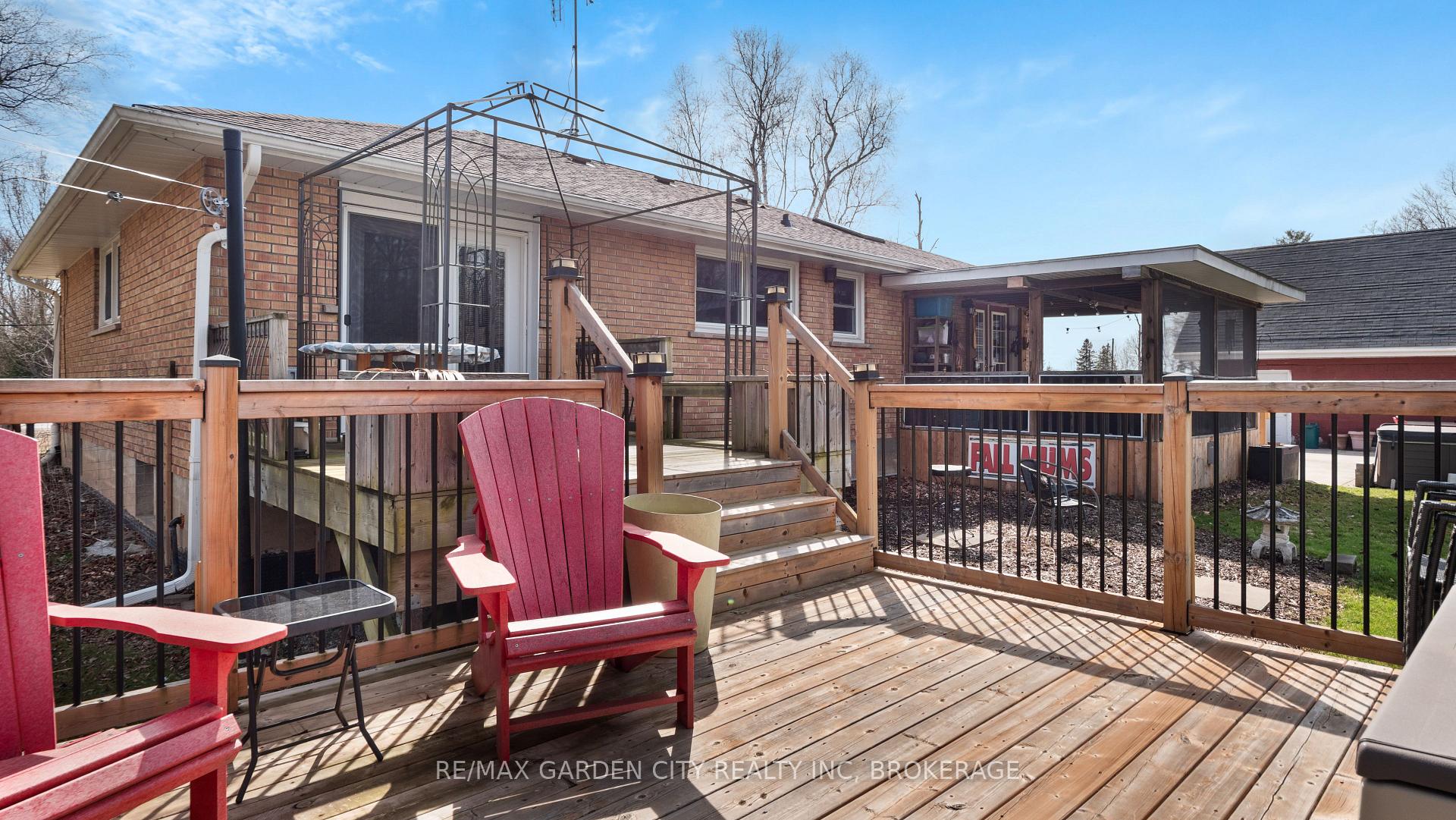 Photo 34 of 851 Hwy 20 W, Pelham, North Pelham — HOMEH