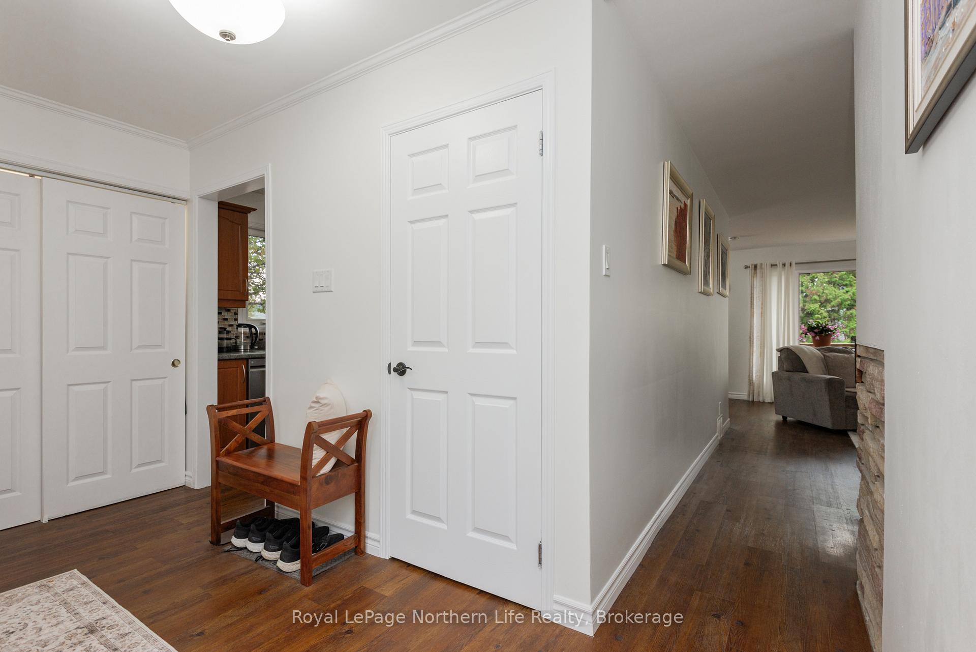 Photo 8 of 300 Leonard Street, North Bay, College Heights — HOMEH