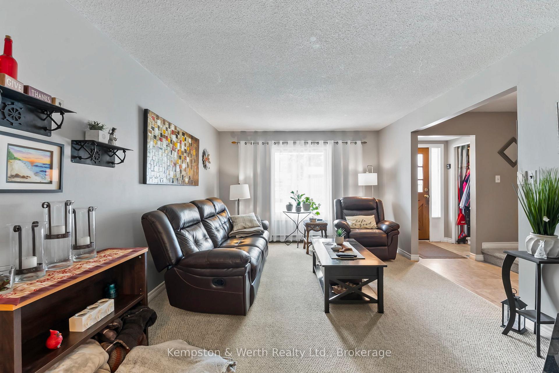 Photo 9 of 721 John Street W, North Perth, Listowel — HOMEH