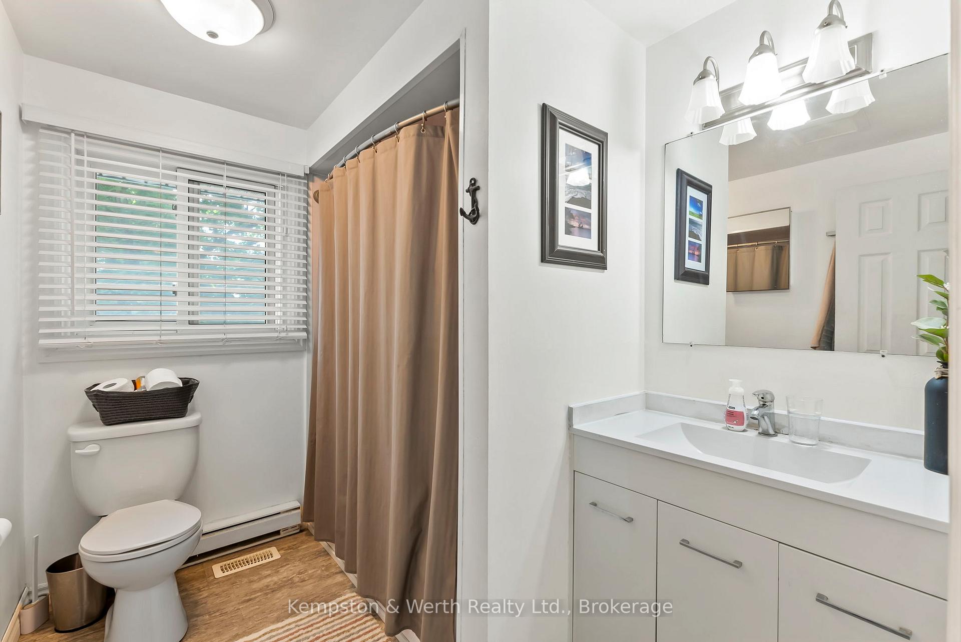 Photo 23 of 721 John Street W, North Perth, Listowel — HOMEH