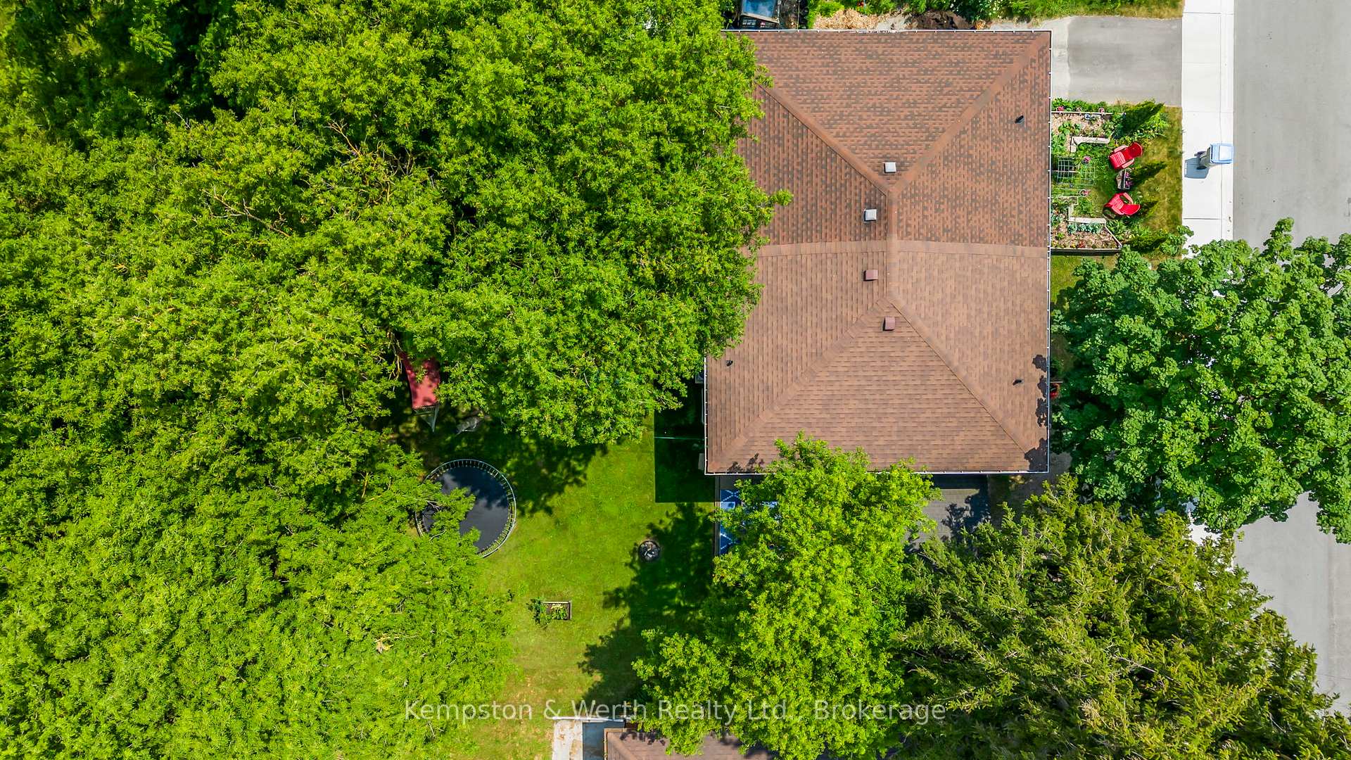 Photo 37 of 721 John Street W, North Perth, Listowel — HOMEH