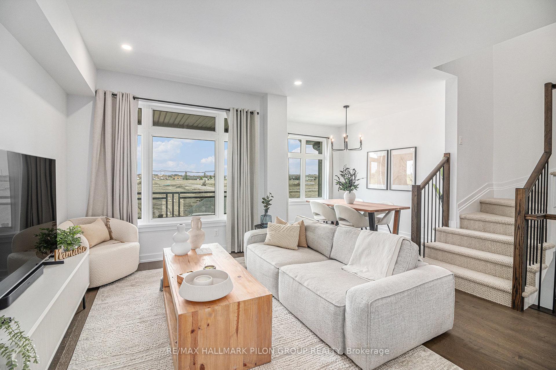 Photo 5 of 1792 Crux Road, Ottawa, Mer Bleue/Bradley Estates/Anderson Park — HOMEH
