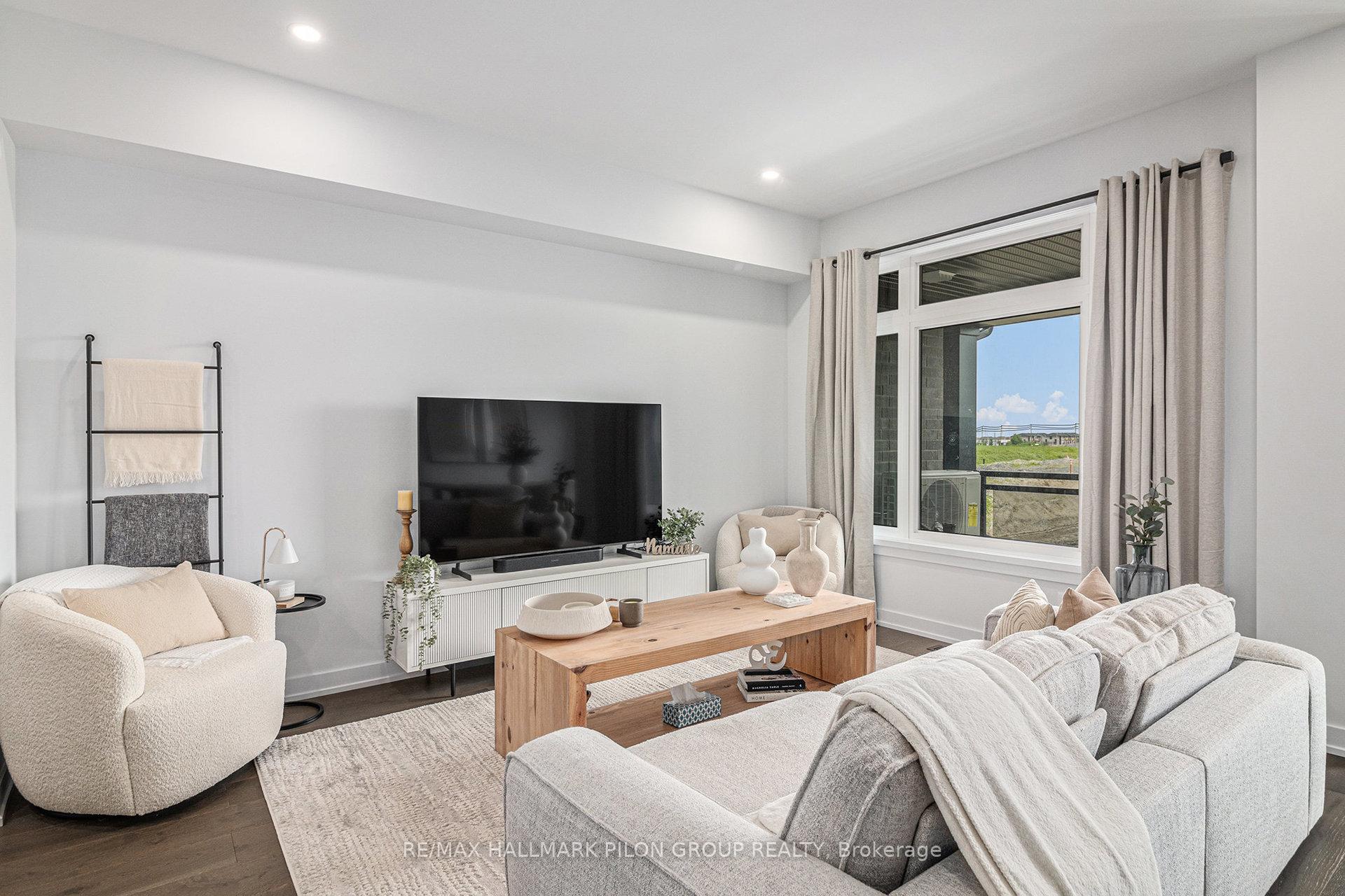 Photo 6 of 1792 Crux Road, Ottawa, Mer Bleue/Bradley Estates/Anderson Park — HOMEH