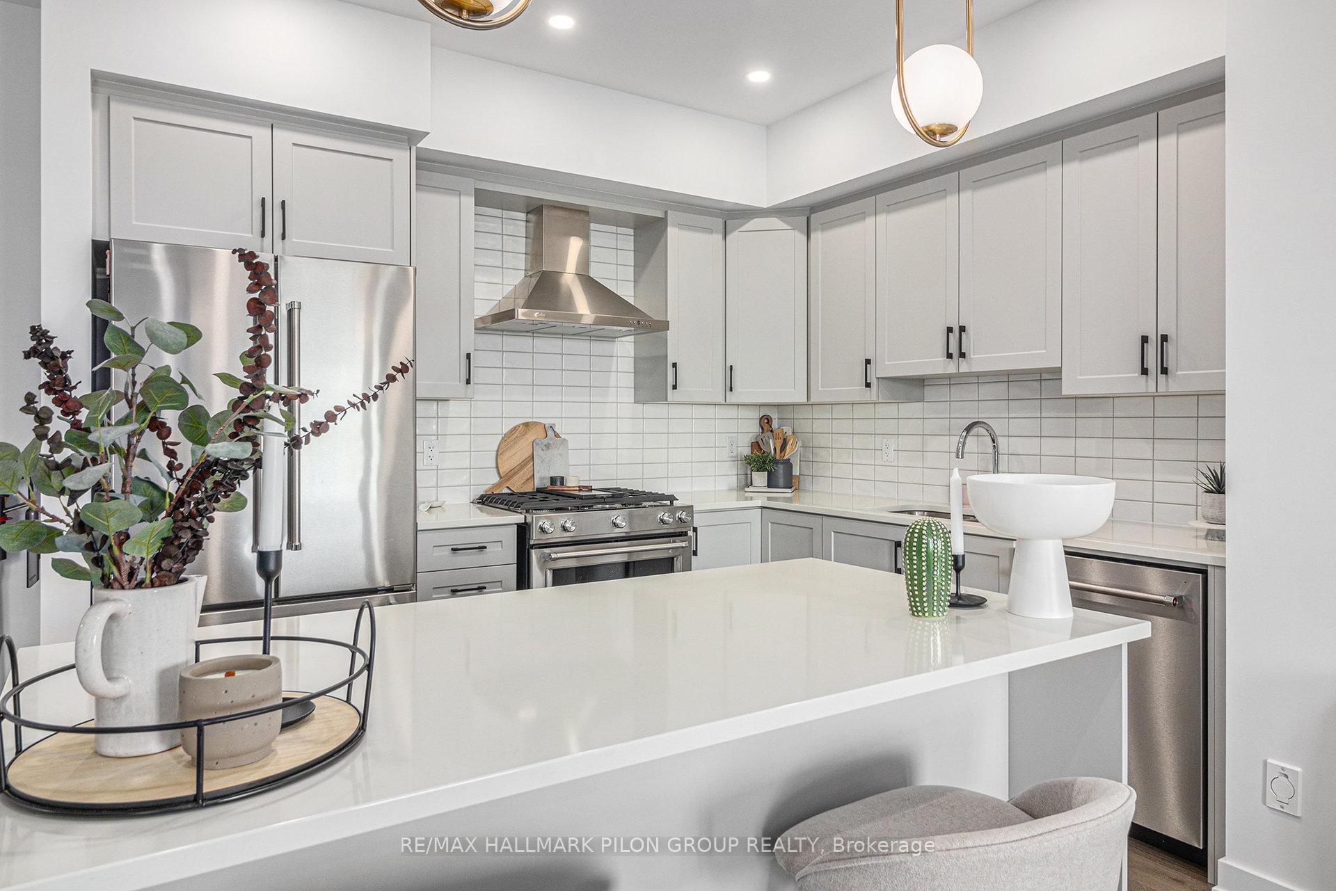 Photo 9 of 1792 Crux Road, Ottawa, Mer Bleue/Bradley Estates/Anderson Park — HOMEH