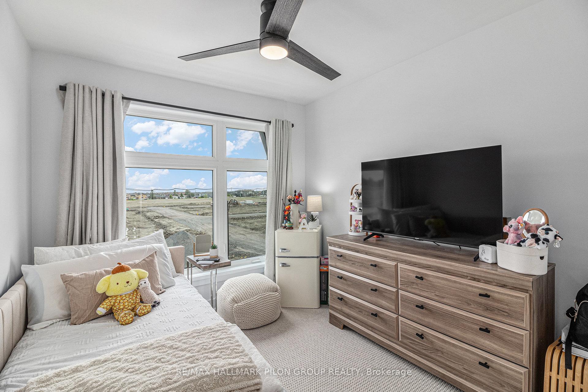 Photo 18 of 1792 Crux Road, Ottawa, Mer Bleue/Bradley Estates/Anderson Park — HOMEH