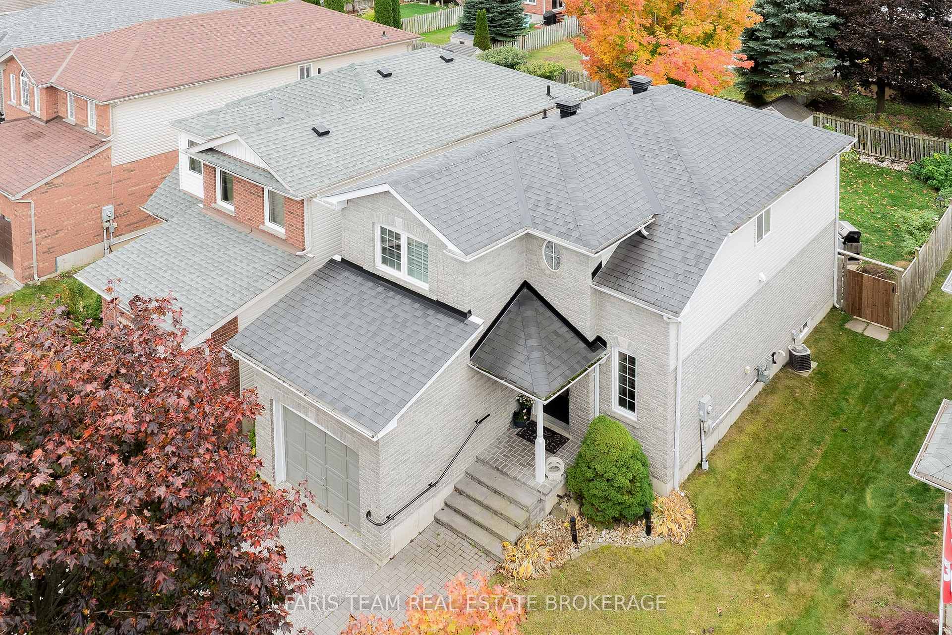 Photo 2 of 6 Julia Crescent, Orillia — HOMEH
