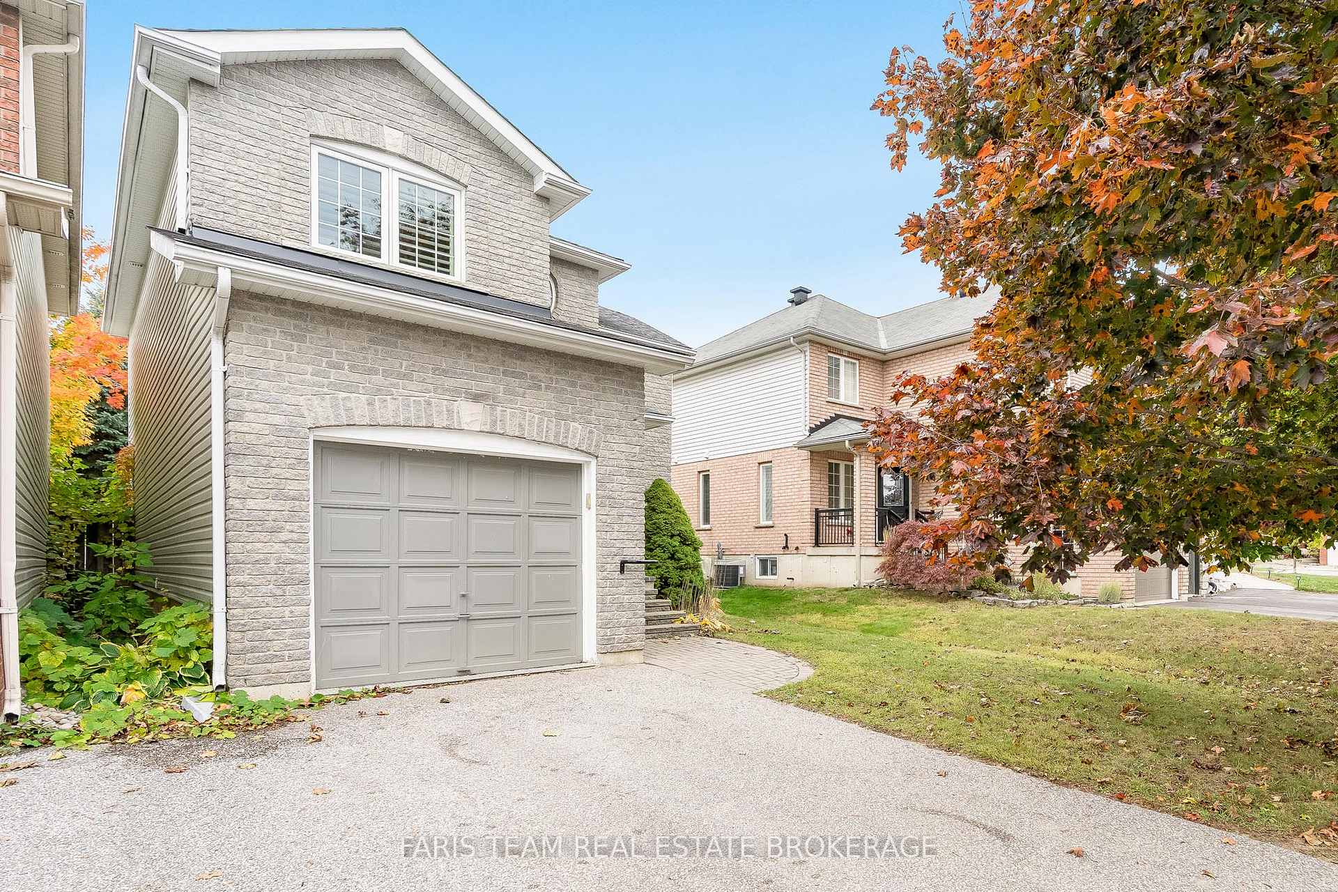 Photo 3 of 6 Julia Crescent, Orillia — HOMEH